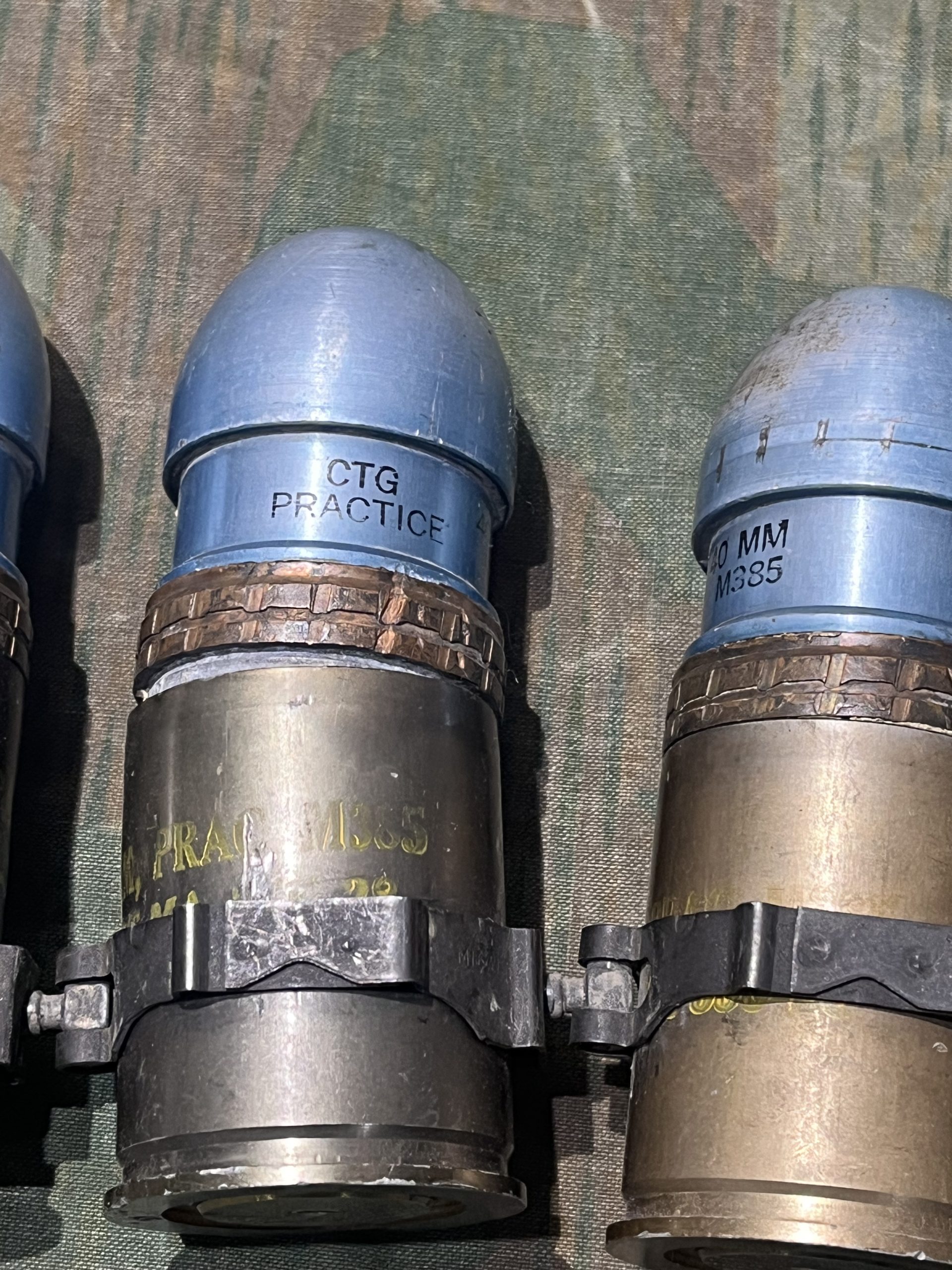 3x Linked M385 40mm Cartridges - Target Practice - Image 7