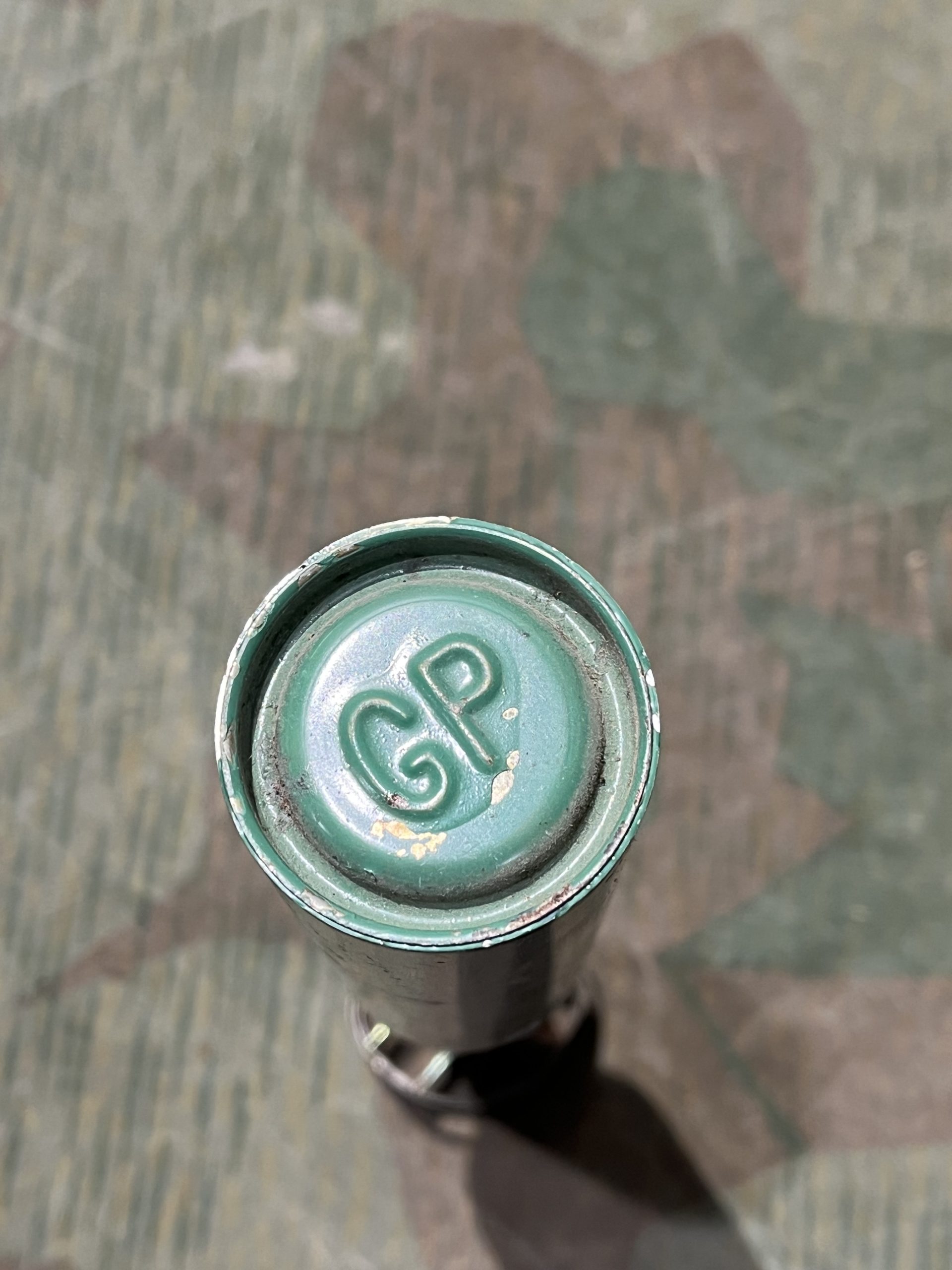 Original U.S. WWII M21A1 Green Star Signal Parachute Flare - Image 6