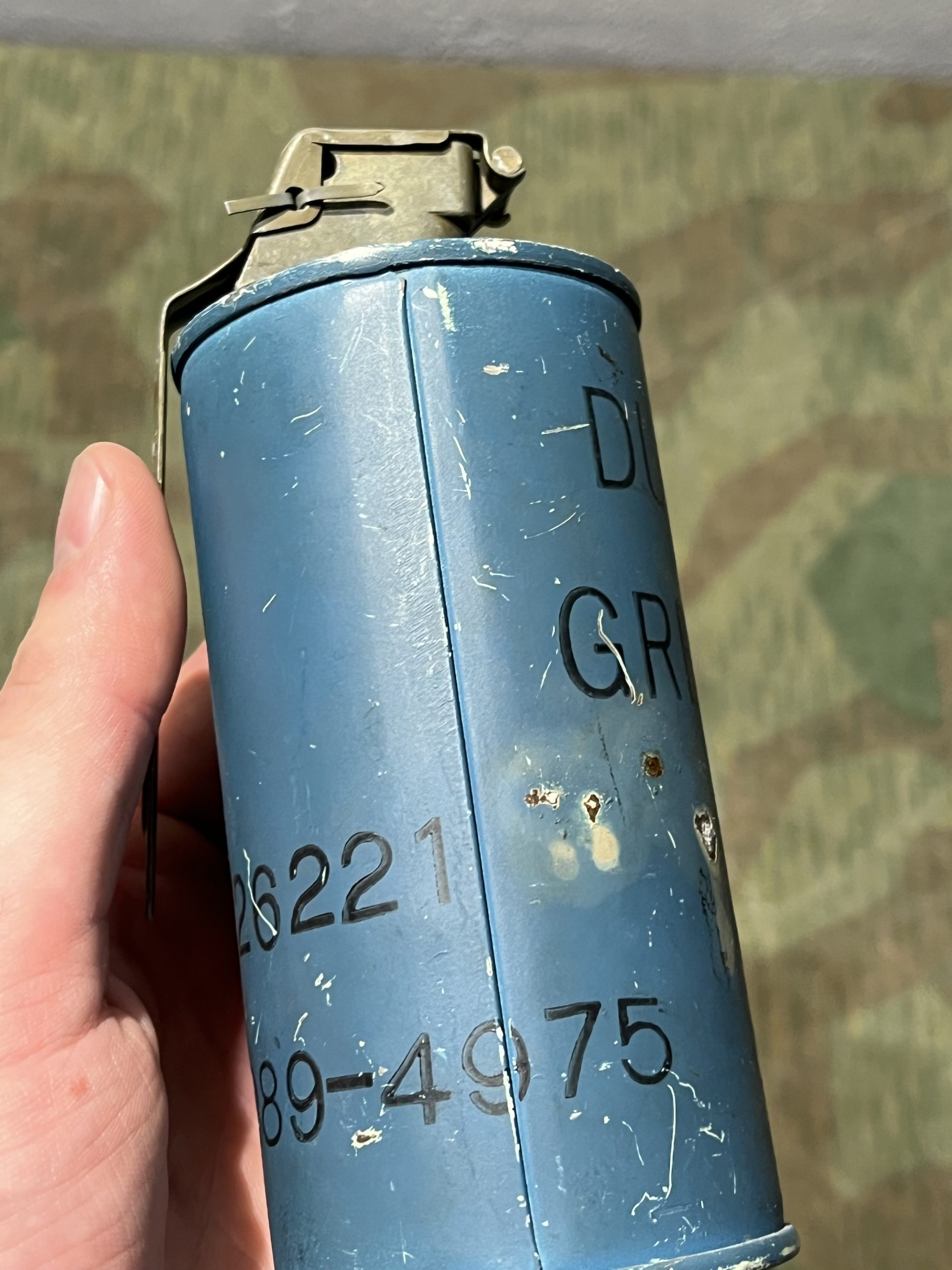 Original U.S. WWII / Korean War Era INERT Blue Training M18 Smoke Grenade w/ M201A1 Fuze - Image 5