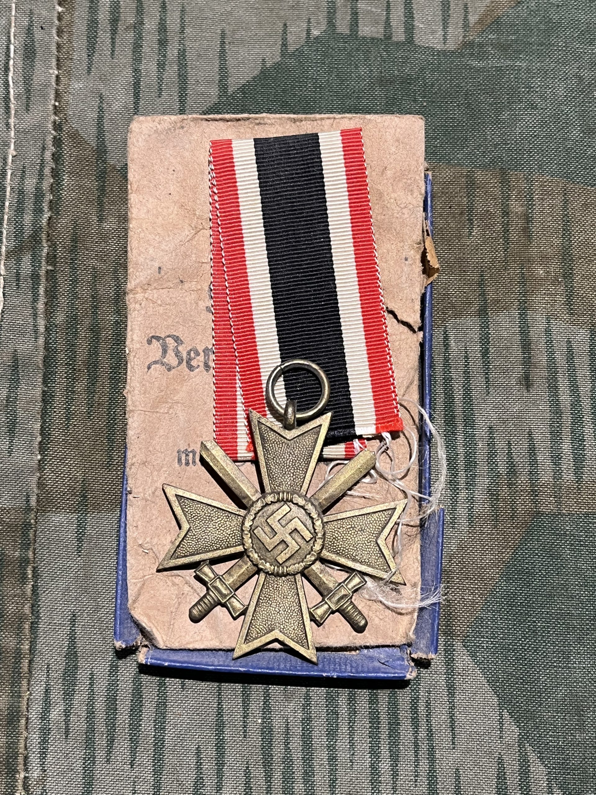 WW2 German War Merit Cross 2nd Class with Swords (Kriegsverdienstkreuz 2. Klasse mit Schwertern)
