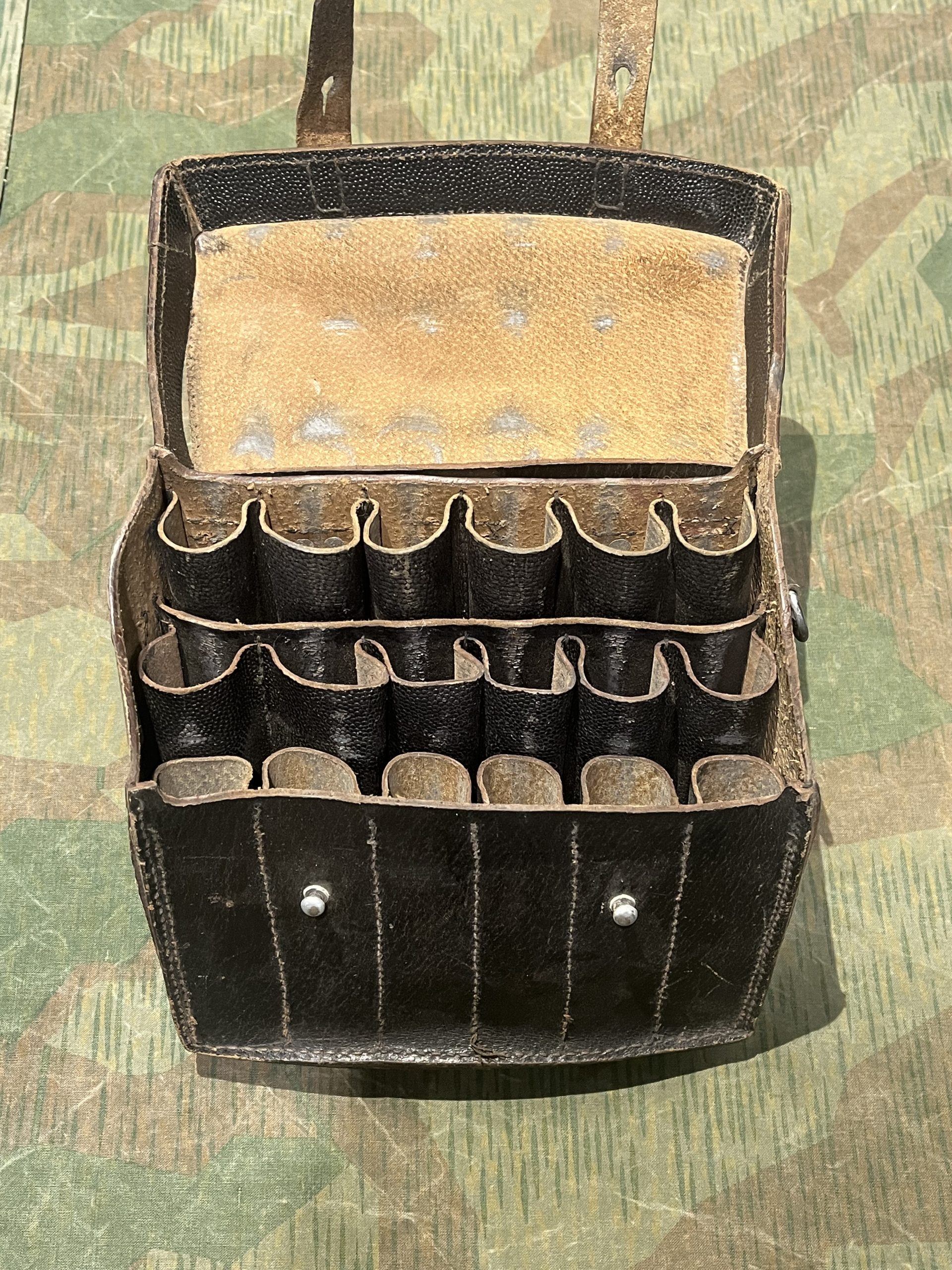 WW2 German Style Lp34 Lp42 Flare Gun Ammo Pouch