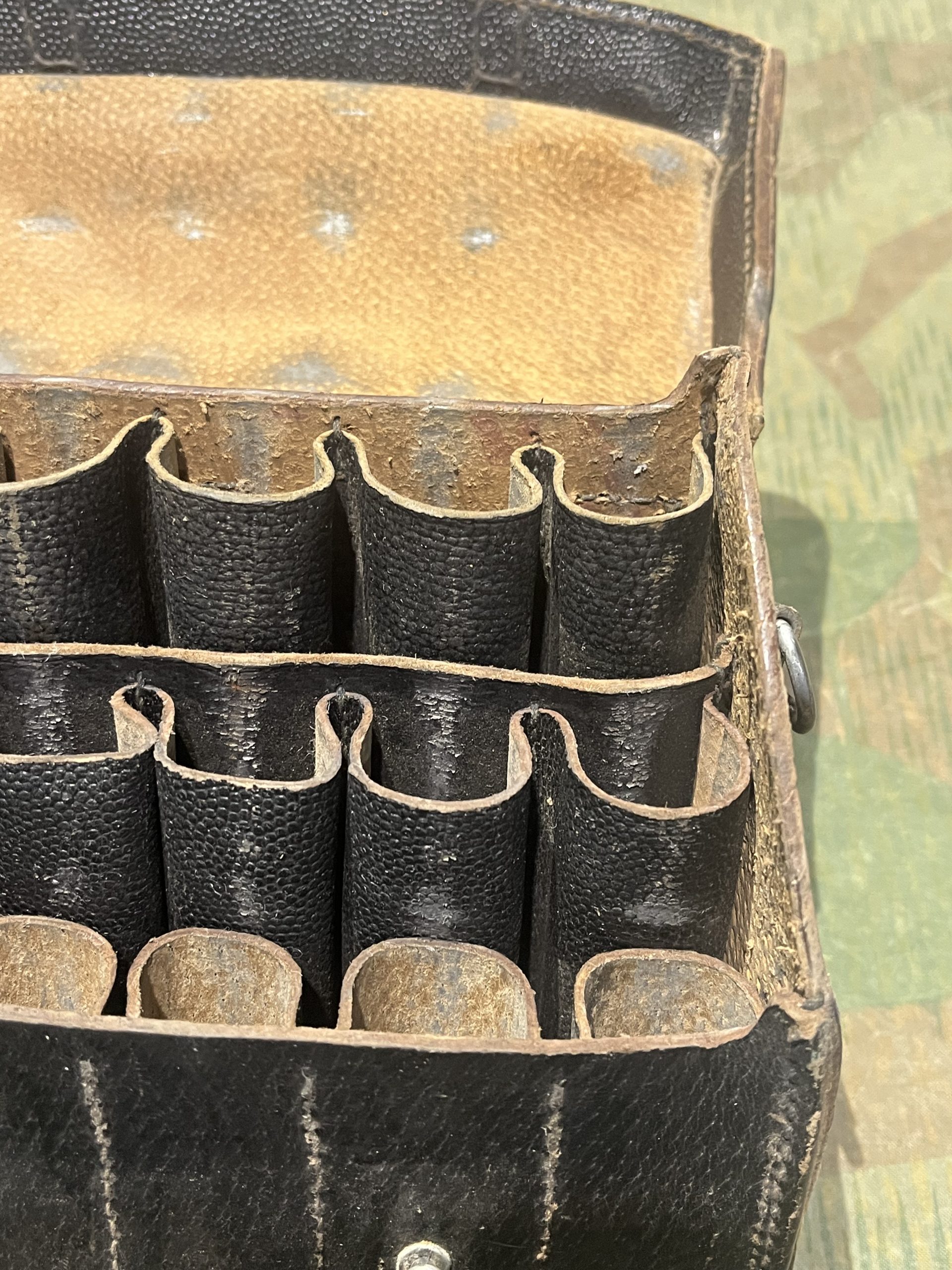 WW2 German Style Lp34 Lp42 Flare Gun Ammo Pouch - Image 4