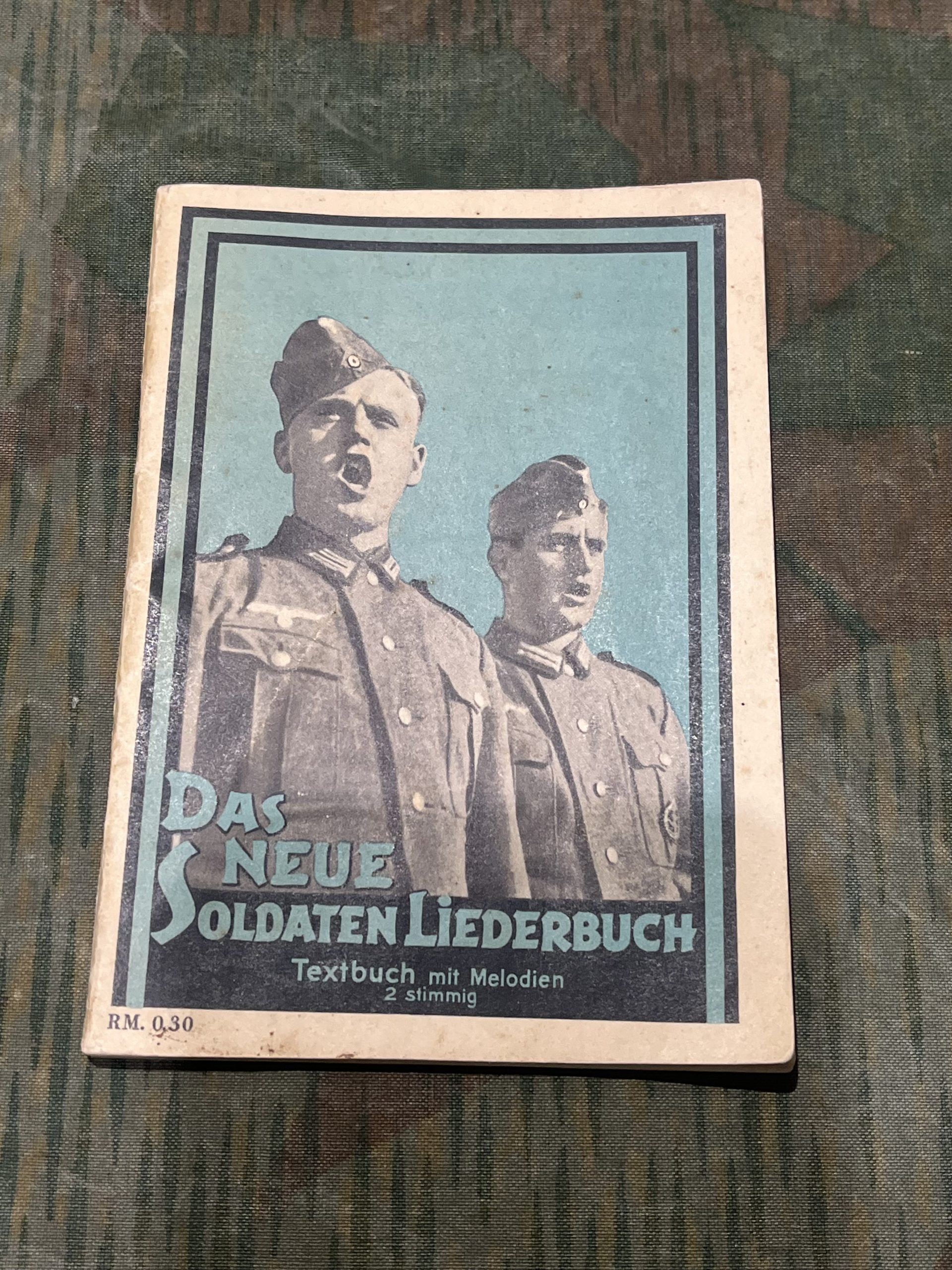 Original WW2 German "Das Neue Soldaten-Liederbuch" Songbook