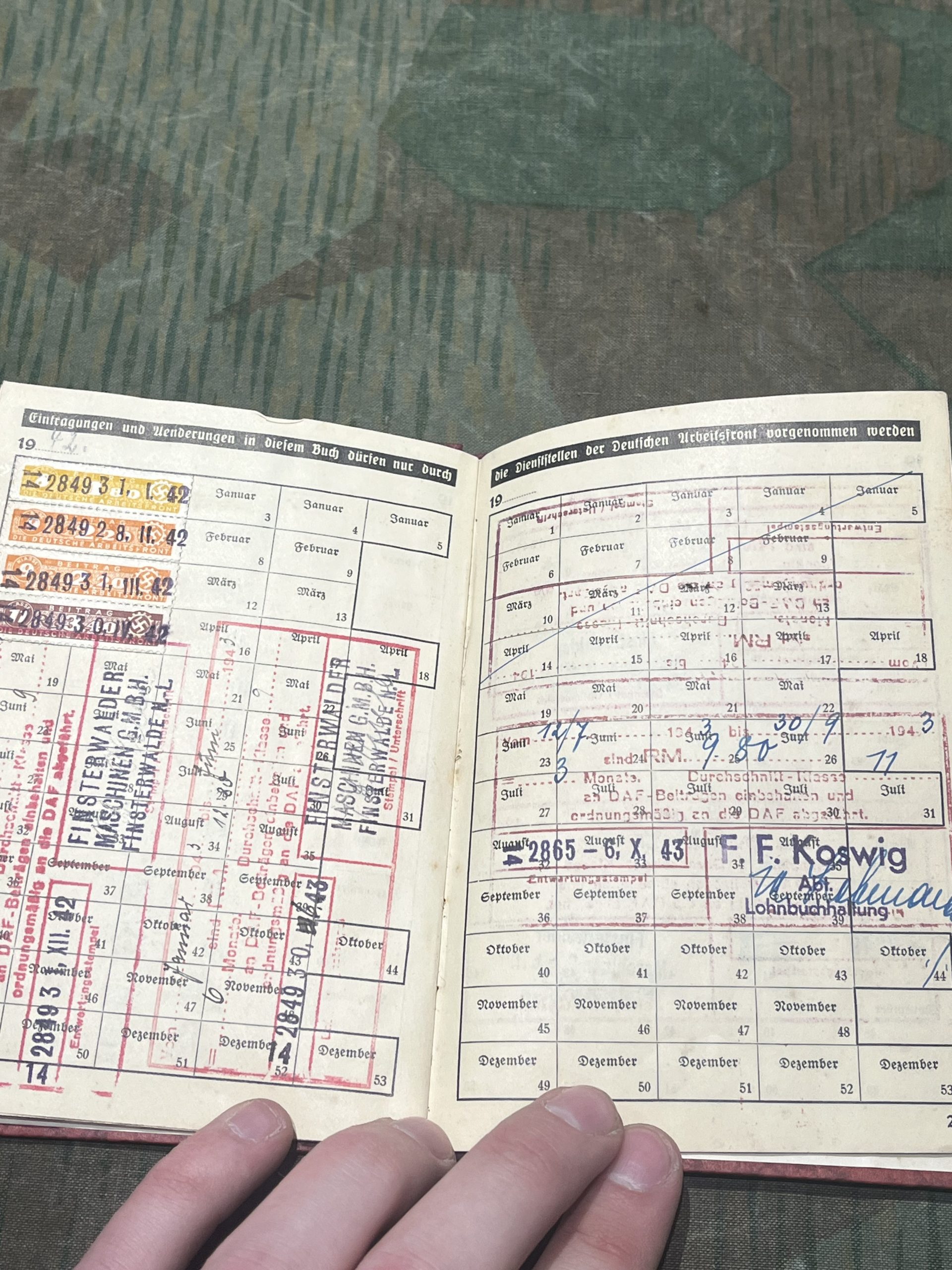 Original WW2 German Deutsche Arbeitsfront (DAF) Membership Book - Image 15