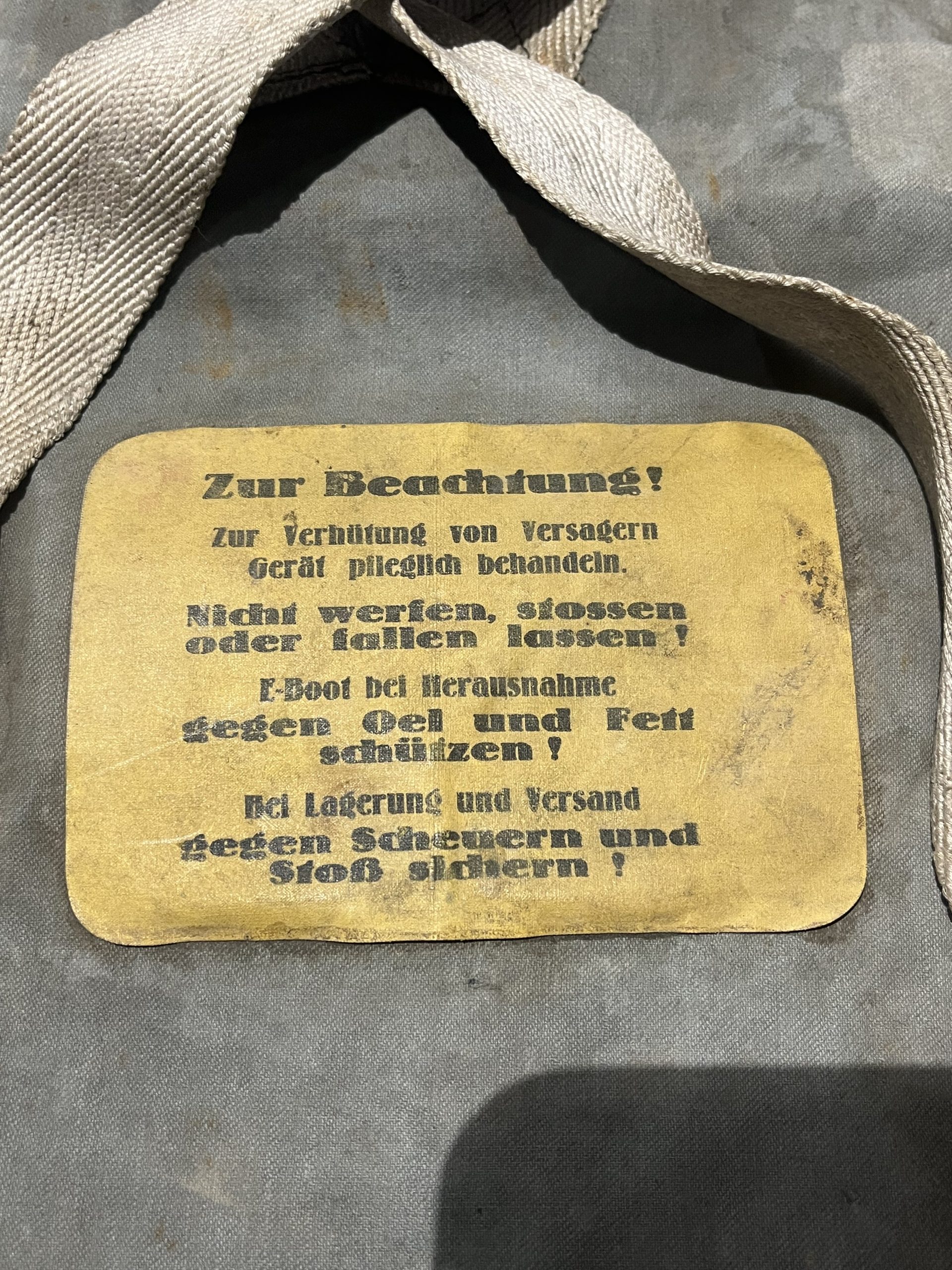 WW2 German Kriegsmarine Pack Hull Casing Packhülle for Inflatable Marine-Einmann Rubber Boat (Schlauchboot). - Image 3