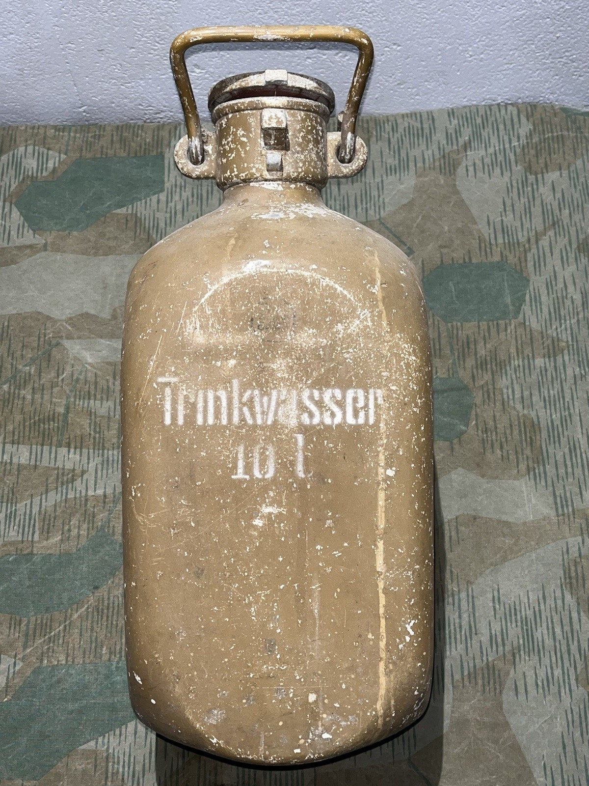Original WW2 German FL Luftwaffe Marked AVX 10L Trinkwasser Container - Image 2