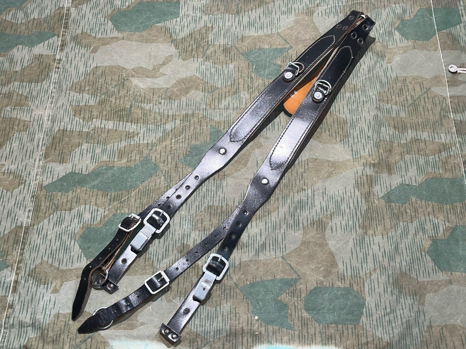 WW2 German Style / Post War Uniform Enlisted Y-Straps Harness for Belts