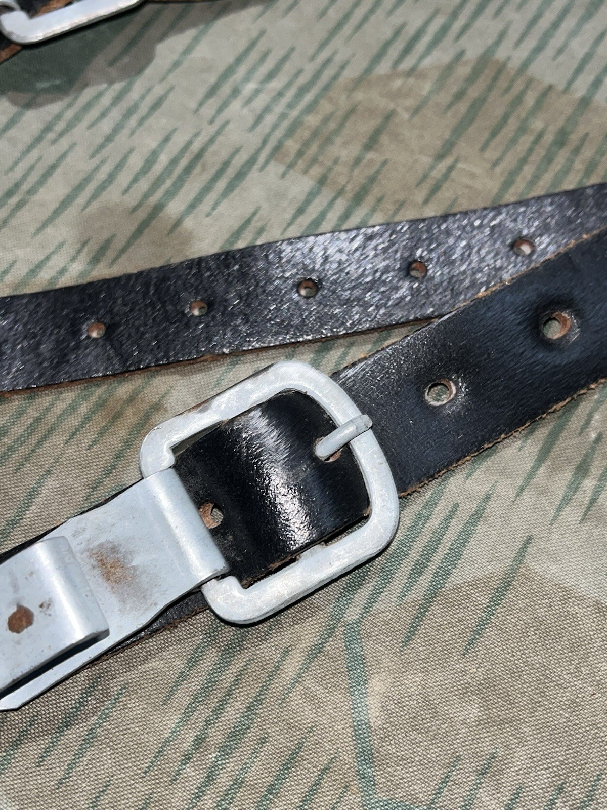 WW2 German Style / Post War Uniform Enlisted Y-Straps Harness for Belts - Image 4