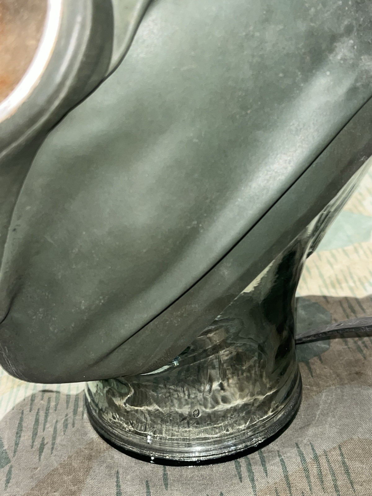 WW2 German Luftschutz VM37 Civil Gas Mask & Filter Marked w Canister - Image 4
