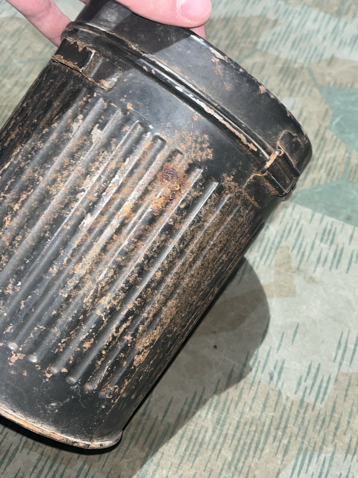 WW2 German Luftschutz VM37 Civil Gas Mask & Filter Marked w Canister - Image 19