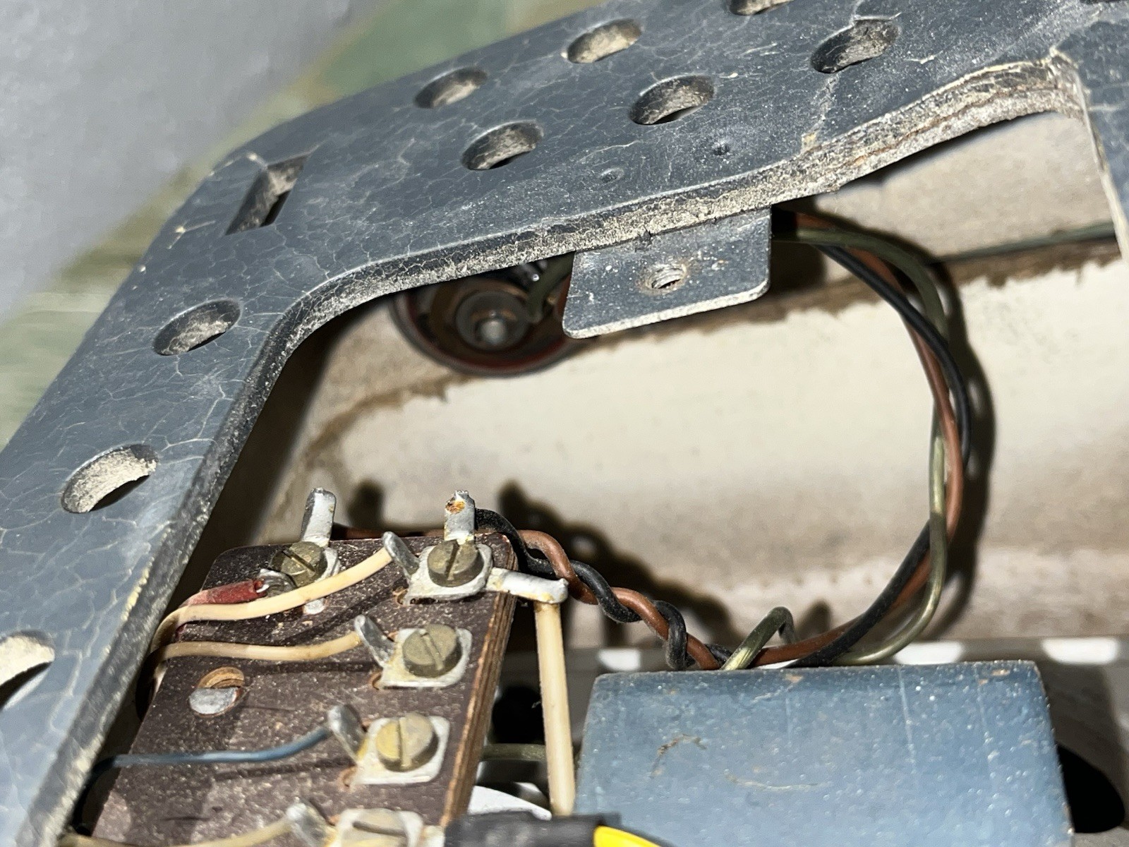 Post WW2 German Torn EB Radio Loudspeaker Signalman Isophon - Image 13