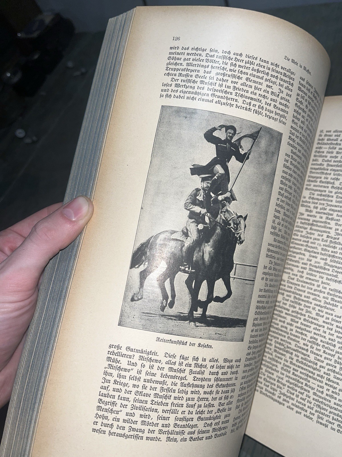 Original WW2 German Era Die Geschichte Des Weltkriegs Book #1 on German Military - Image 10