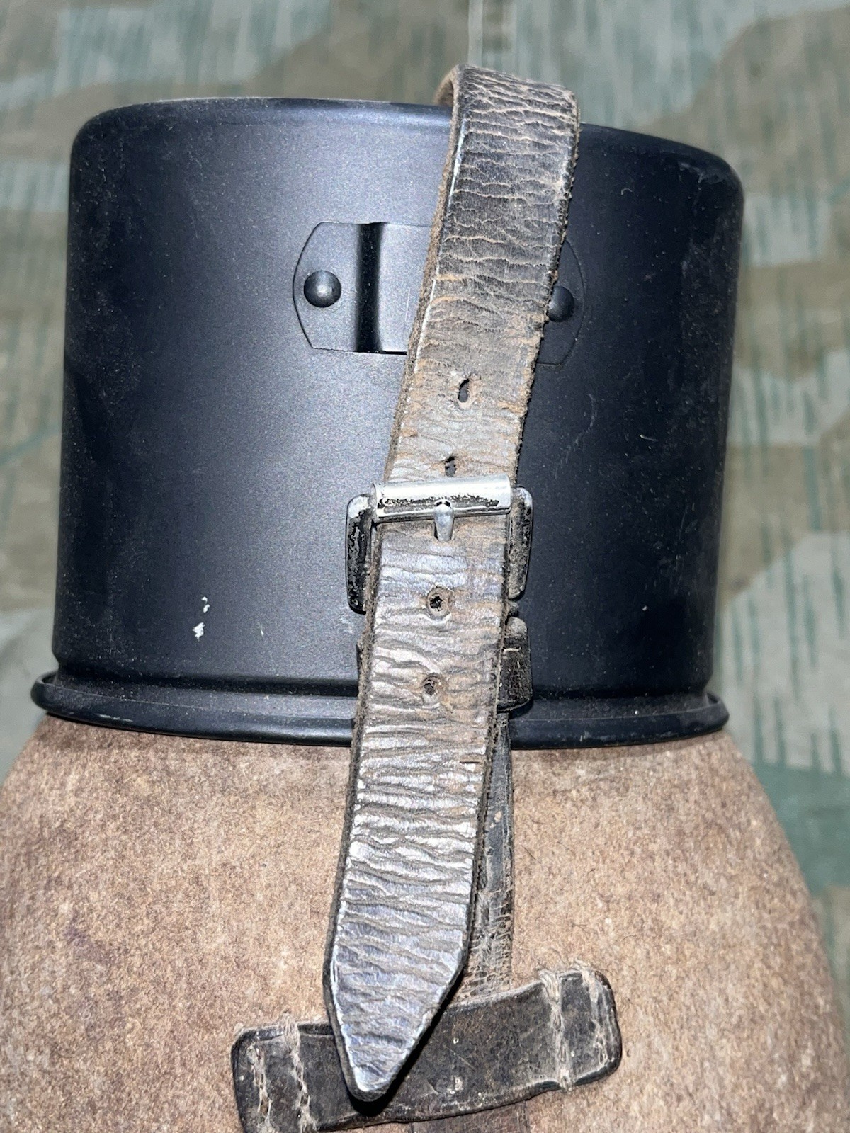 original WW2 German Uniform M31 Canteen & Cup Marked TSR 40 - Image 3