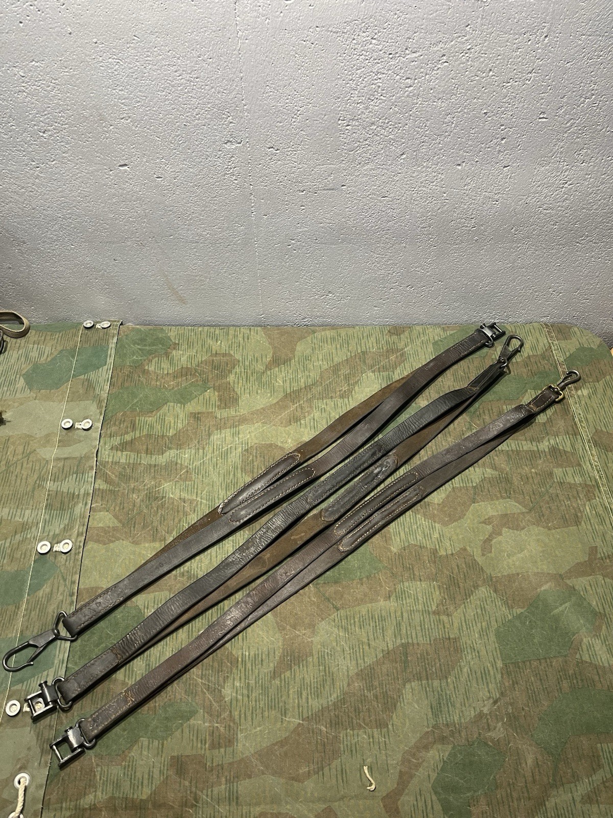 WW2 German Style / Yugo Spilt Strap Mg34 Mg42 Leather Shoulder Strap Sling 1x Only