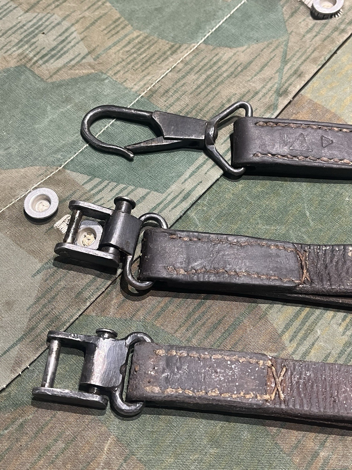 WW2 German Style / Yugo Spilt Strap Mg34 Mg42 Leather Shoulder Strap Sling 1x Only - Image 2