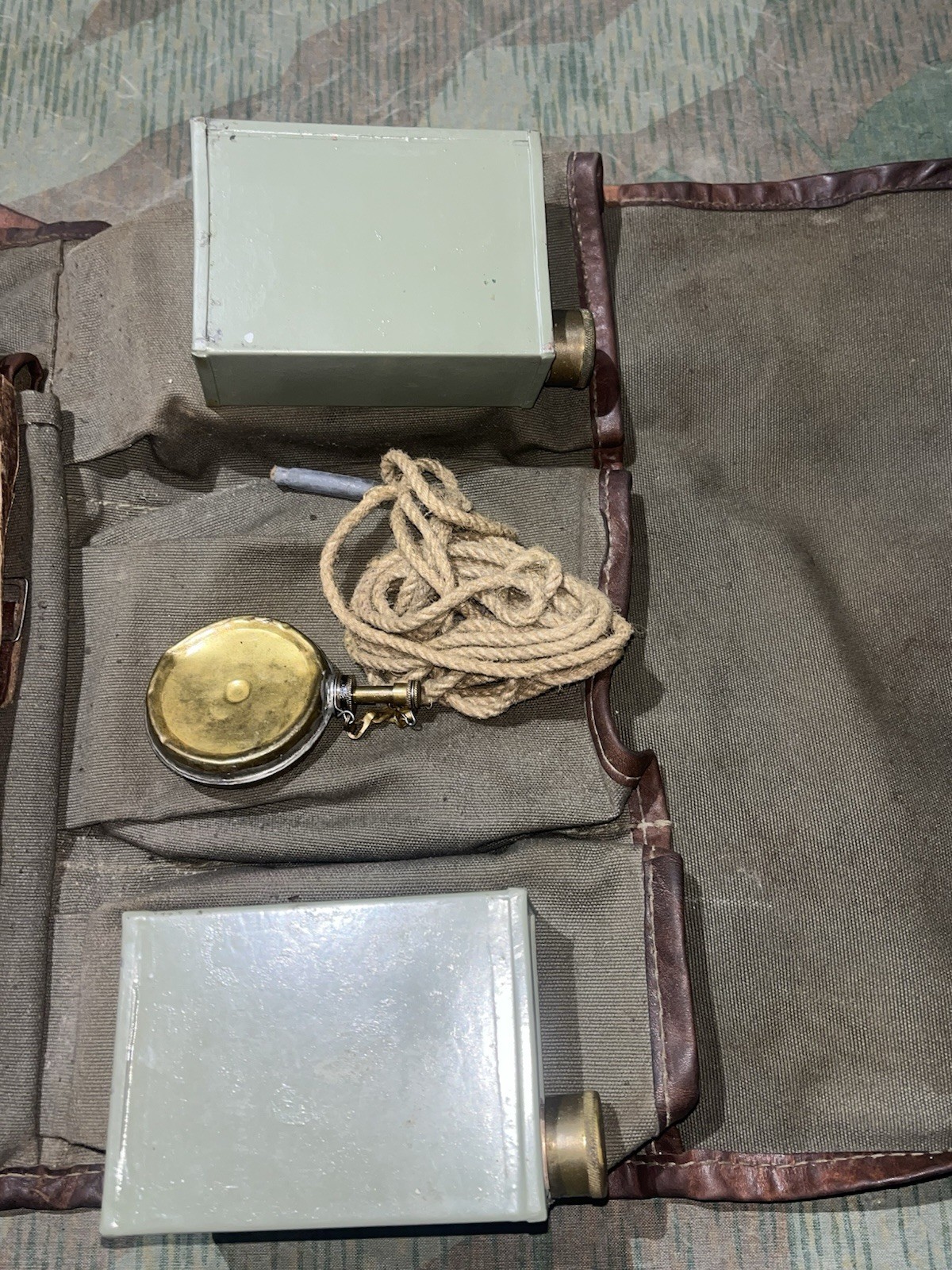 Post WW2 German / Yugo Mg42 Mg34 Mg53 Cleaning Kit w/ Accessories - Image 3