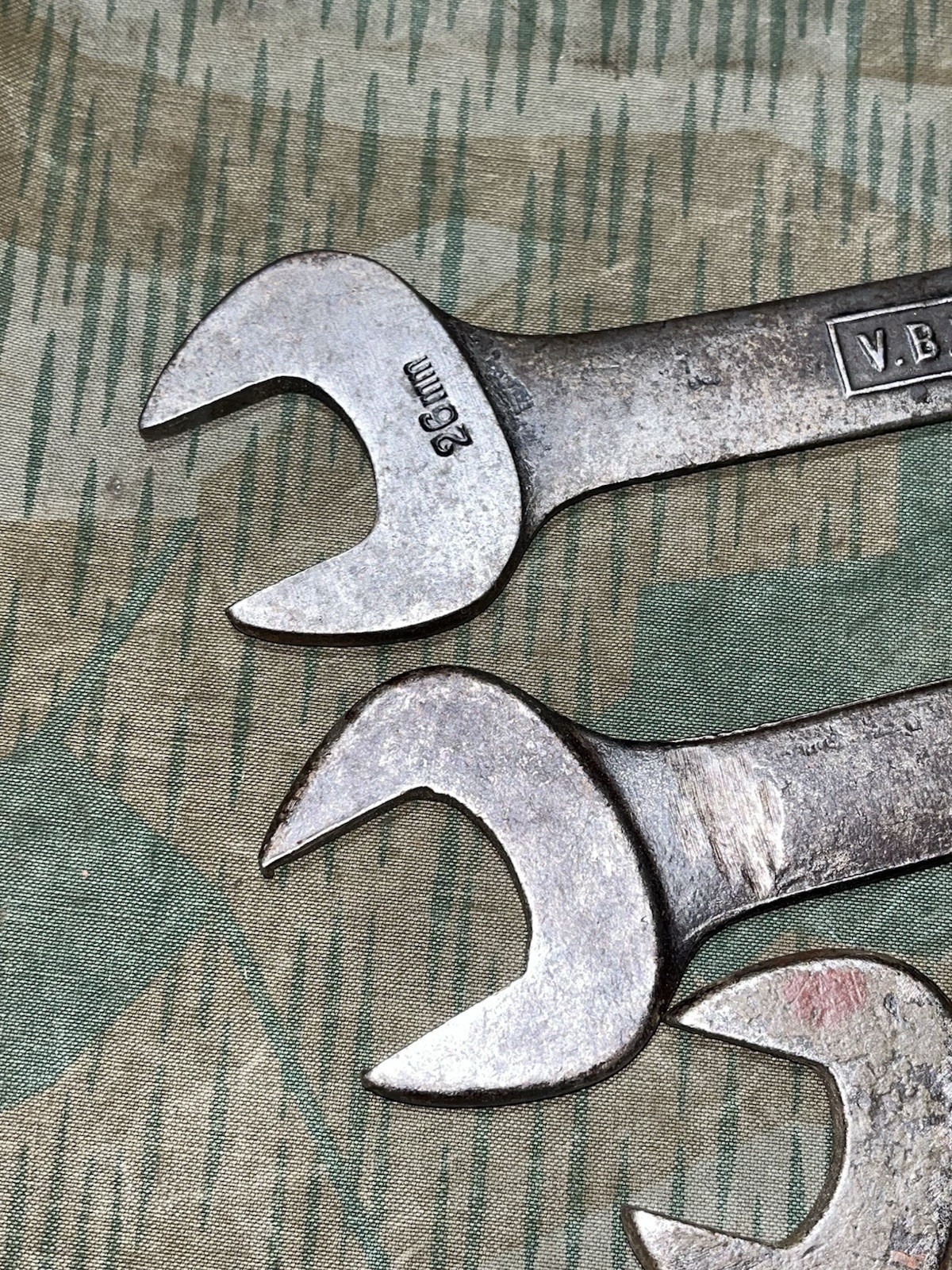Original WW2 German Pioneer Tools / Wrenches Marked VBW 39 Chrom-Vanadium - Image 3