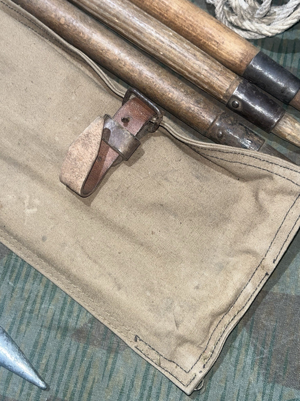 Original WW1 / WW2 German Uniform Zeltbahn 3x Tent Poles, 2x Stakes, & Case Dated 1915/16 - Image 10