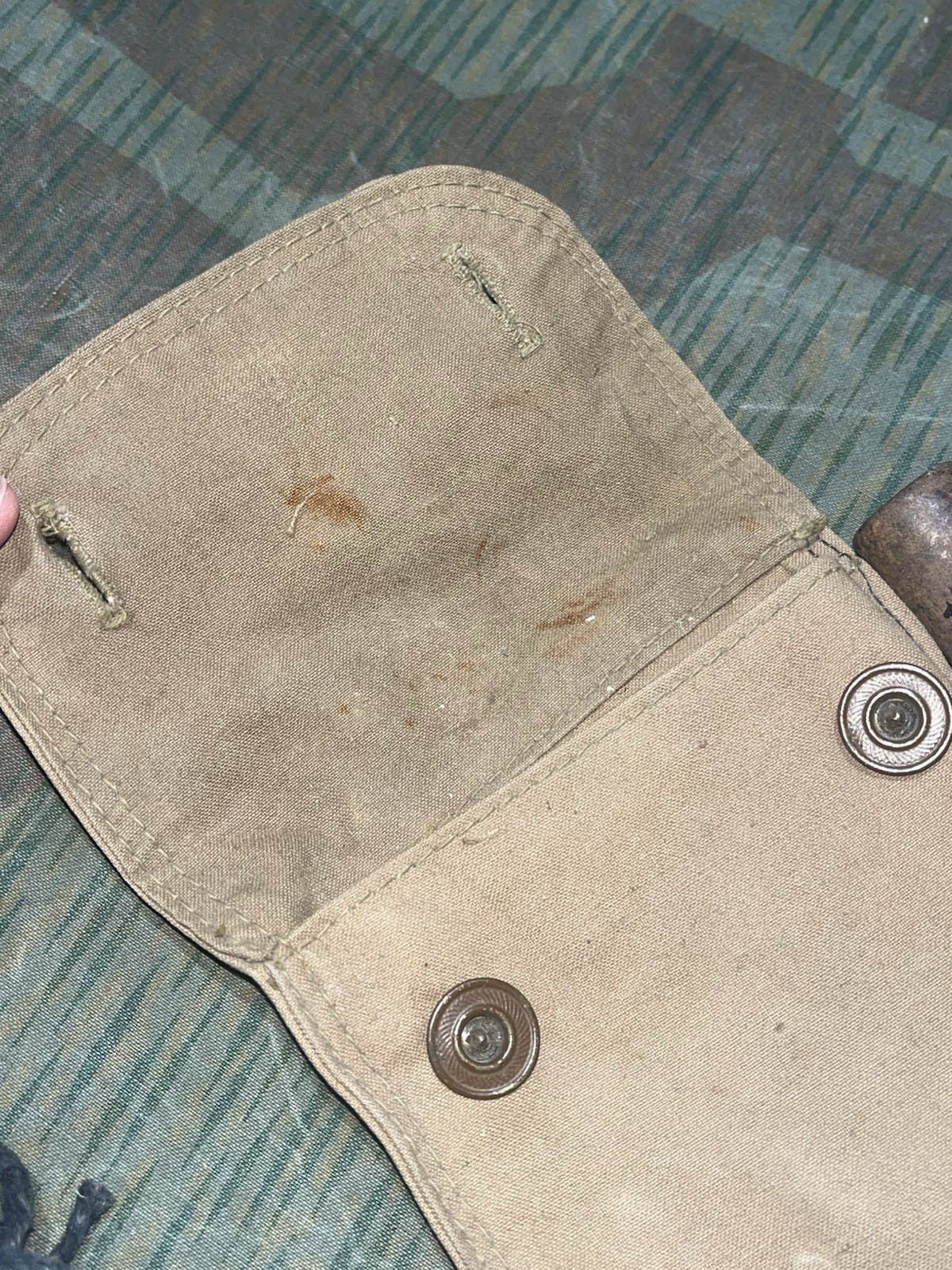 Original WW1 / WW2 German Uniform Zeltbahn 3x Tent Poles, 2x Stakes, & Case Dated 1915/16 - Image 11