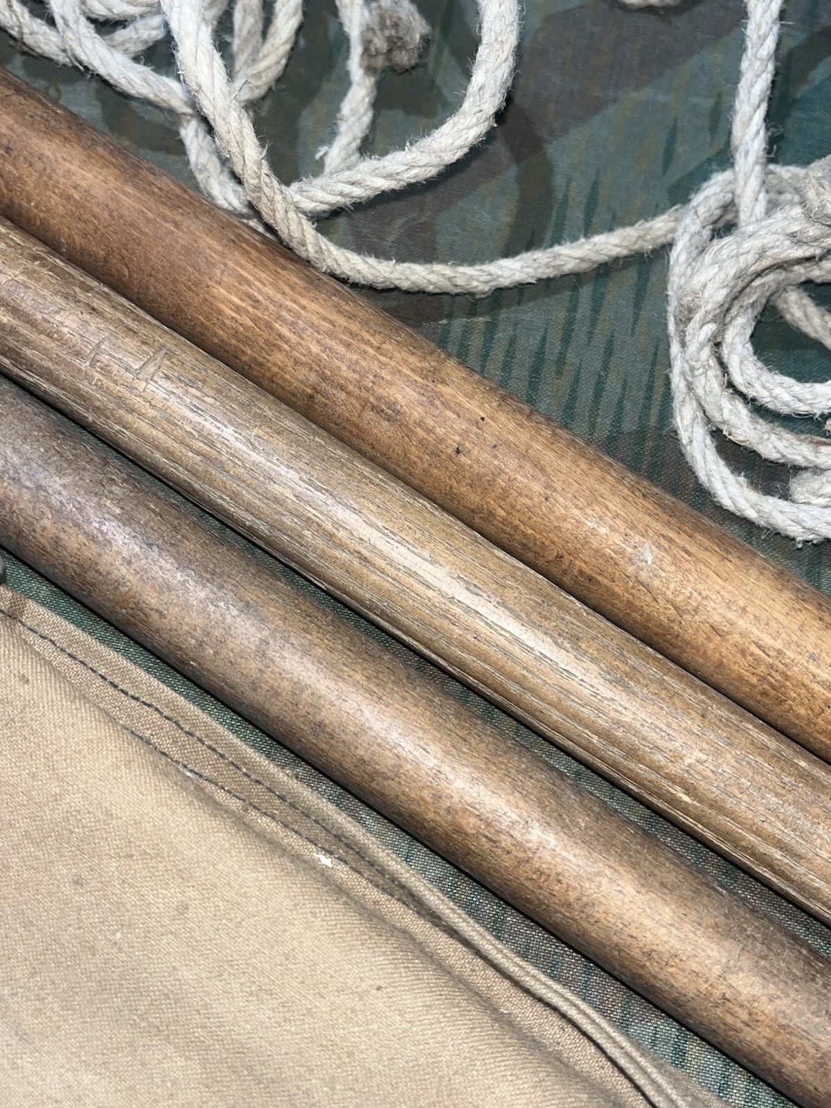 Original WW1 / WW2 German Uniform Zeltbahn 3x Tent Poles, 2x Stakes, & Case Dated 1915/16 - Image 13