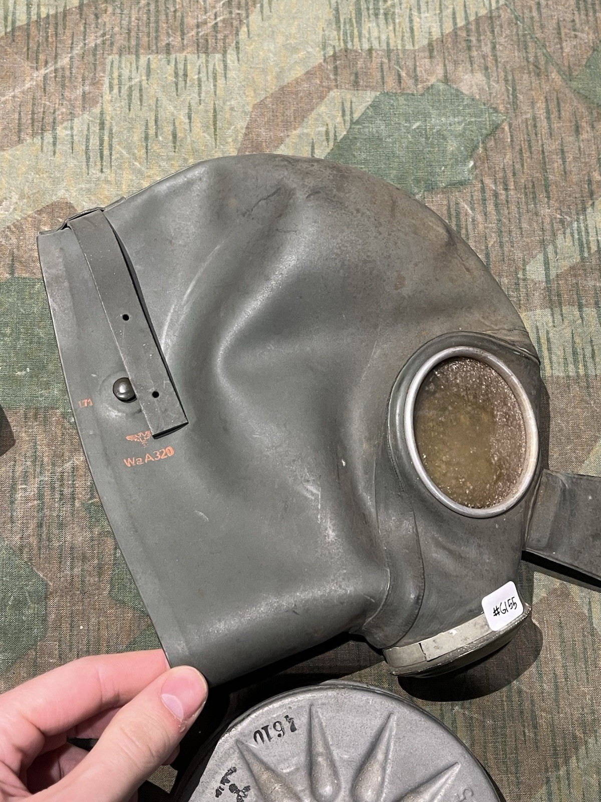 Original WW2 German Luftschutz VM37 Civil Gas Mask and Filter Waffen Marked Very Good Cond. 1x Only - Image 9