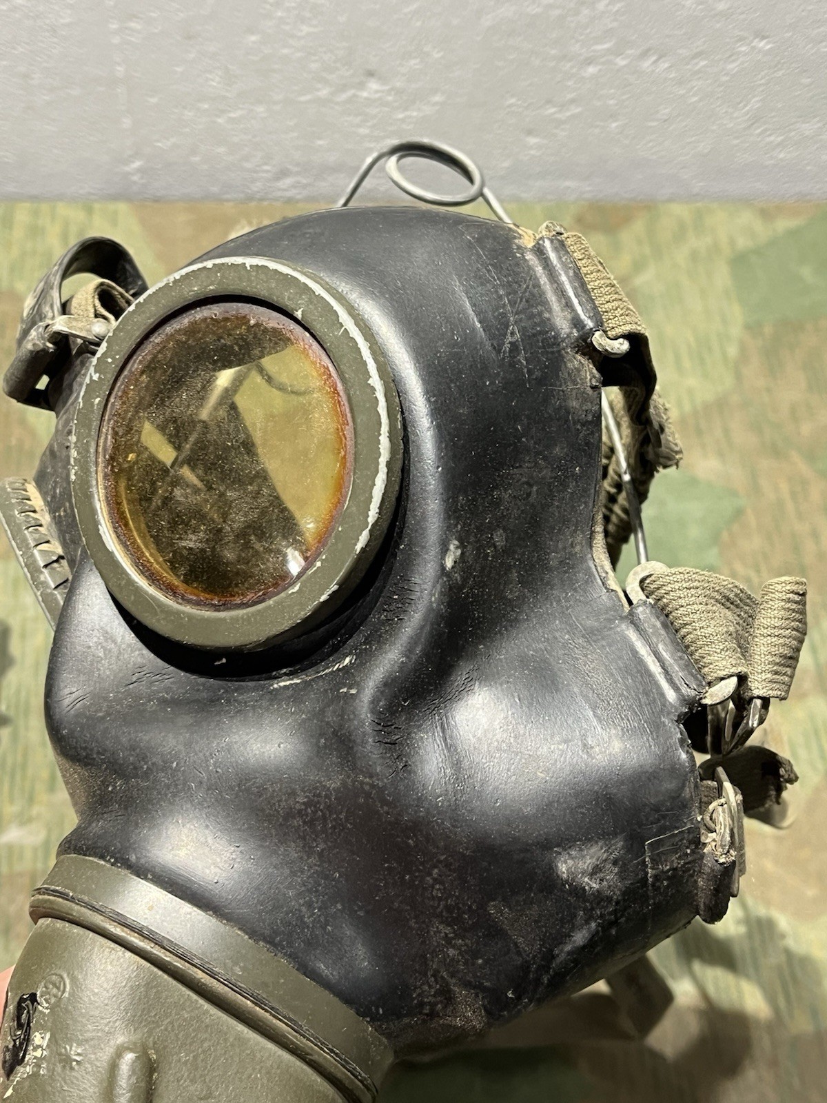 Original WW2 German GM38 Gas Mask, Filter, & Canister Marked AGO 1943 - Image 3