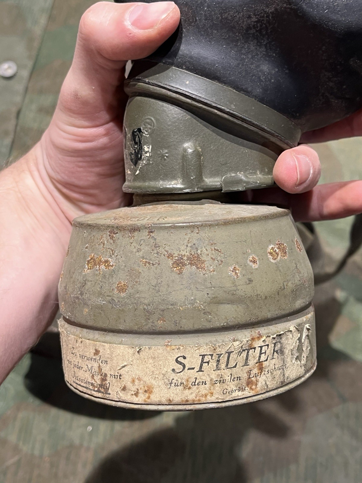 Original WW2 German GM38 Gas Mask, Filter, & Canister Marked AGO 1943 - Image 6
