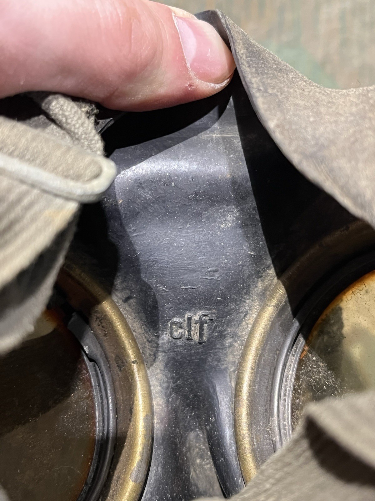 Original WW2 German GM38 Gas Mask, Filter, & Canister Marked AGO 1943 - Image 9