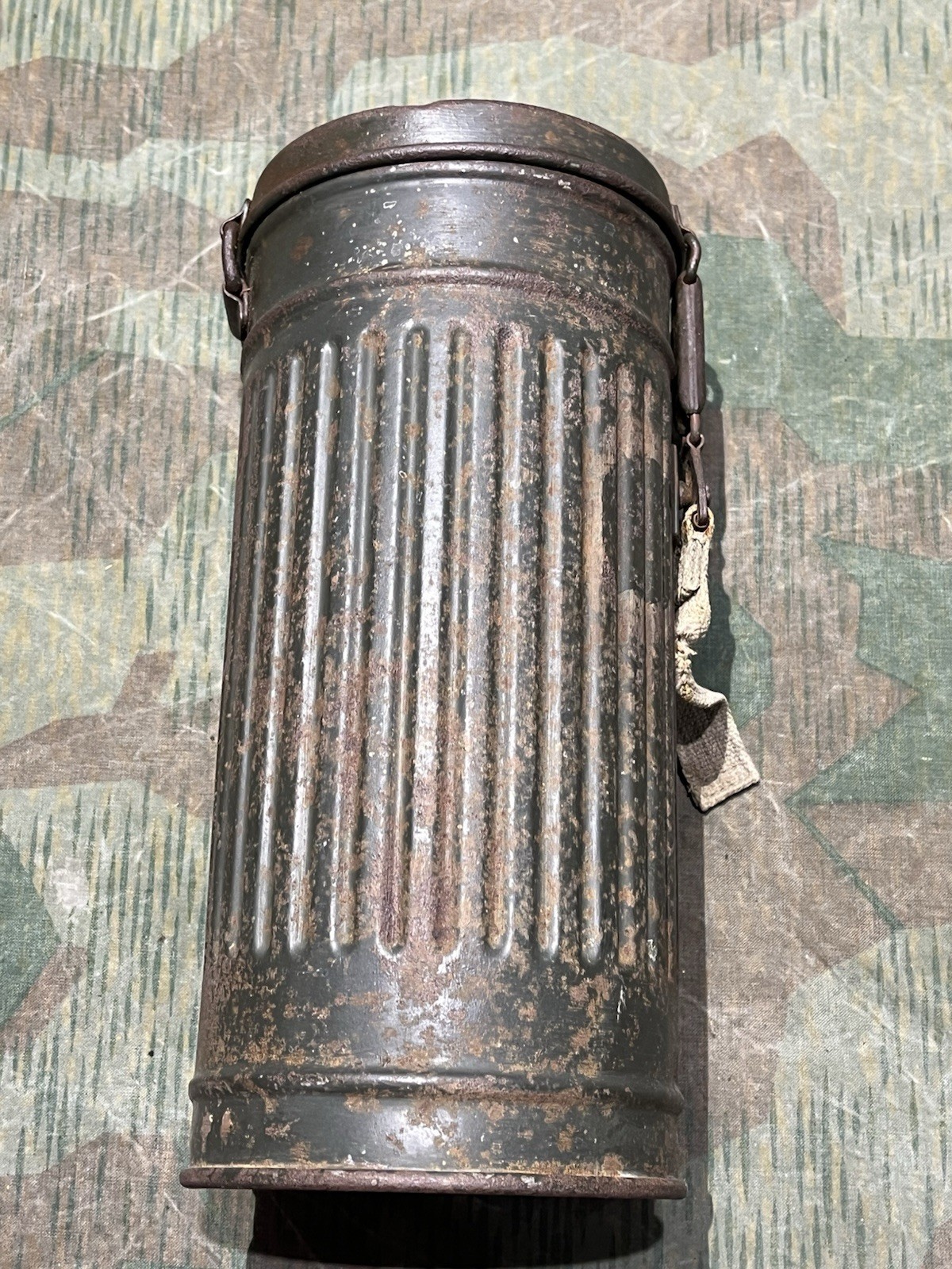 Original WW2 German GM38 Gas Mask, Filter, & Canister Marked AGO 1943 - Image 17