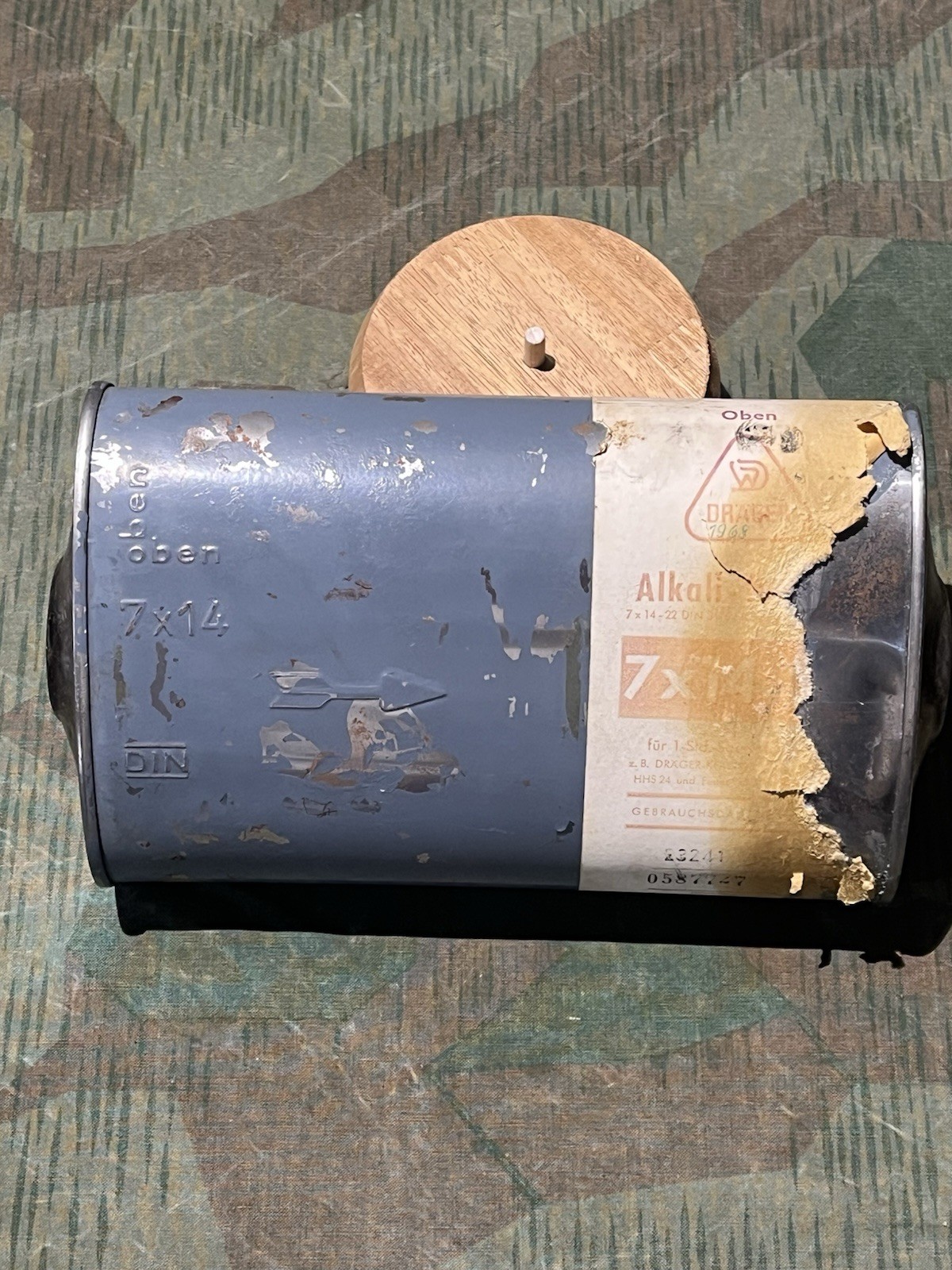 Original WW2 German Era Heeres Atmer Oxygen Rebreather Gas Mask Filter
