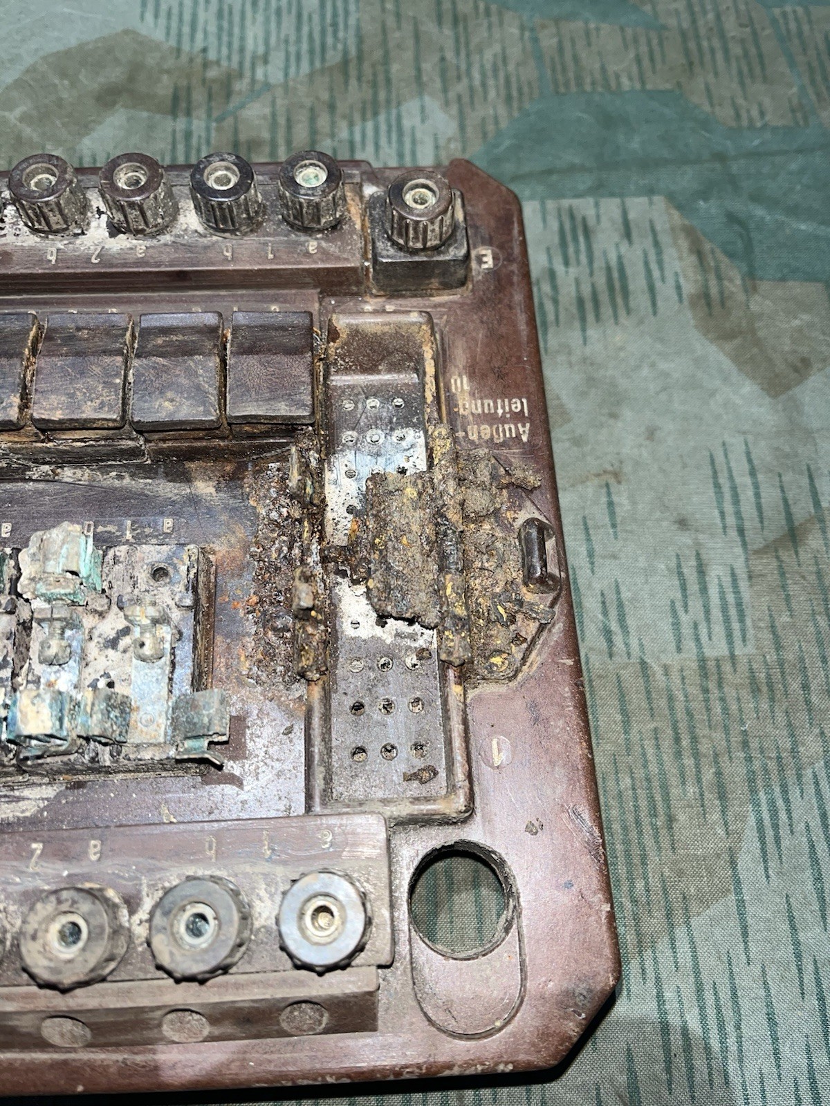 Original WW2 German Field Telephone / 10 Line Switchboard High Voltage Protection Board - Image 6