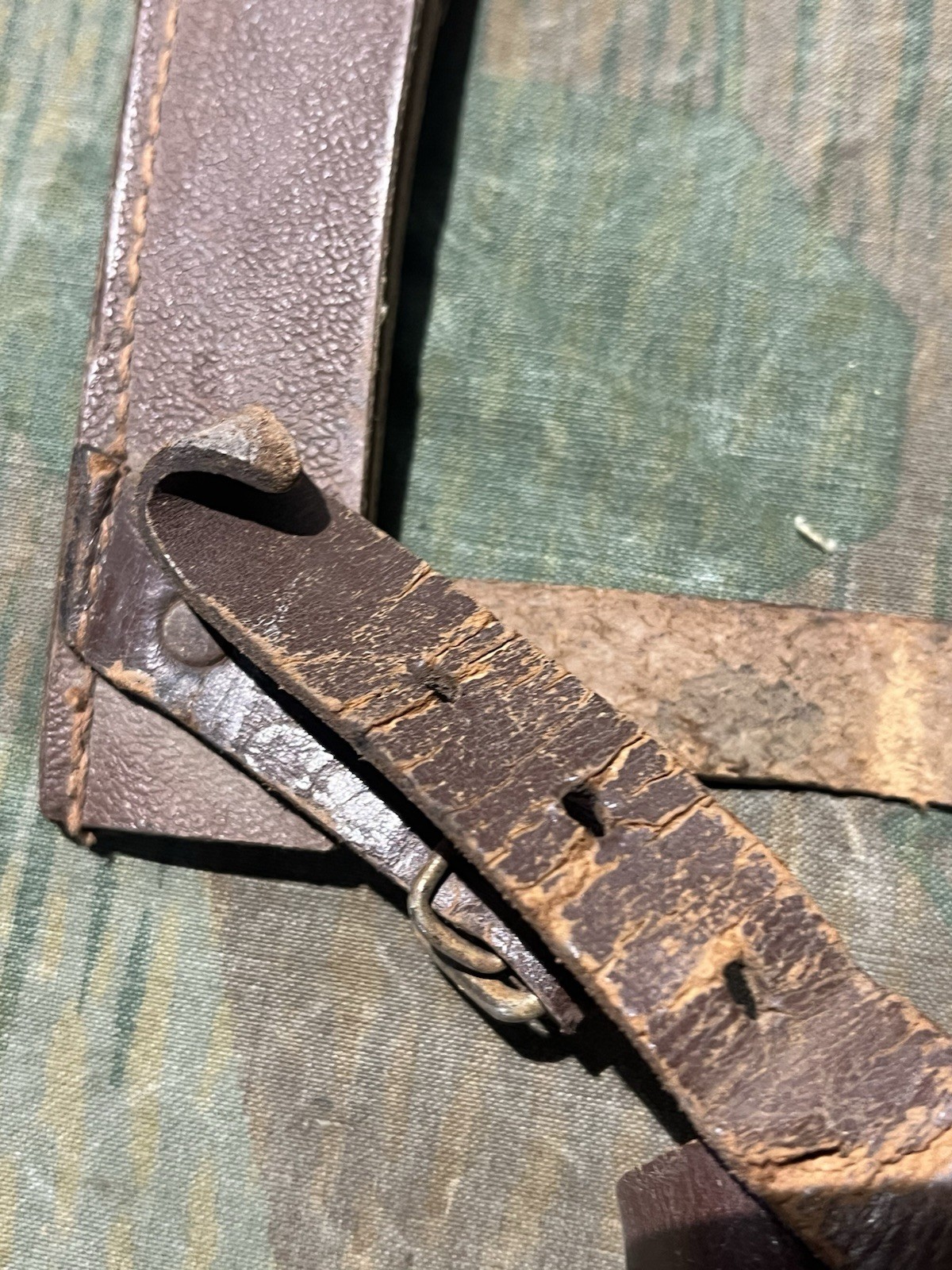 Post WW2 East German Uniform Shovel / Entrenching Tool w/ Leather Holder - Image 20
