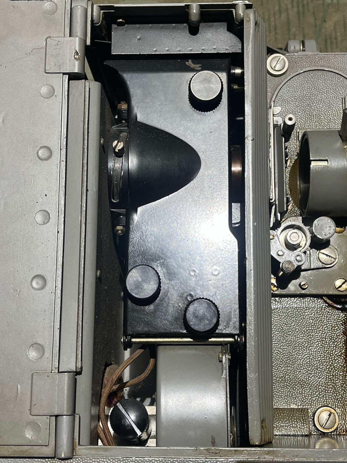 Original WW2 German FL Luftwaffe Marked Zeiss Ikon 16mm Film Projector - Image 5