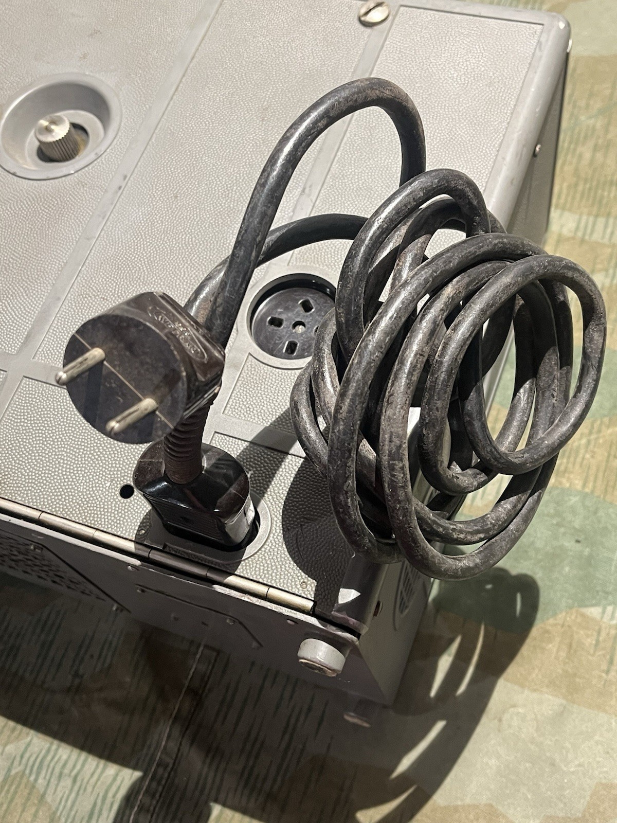 Original WW2 German FL Luftwaffe Marked Zeiss Ikon 16mm Film Projector - Image 15