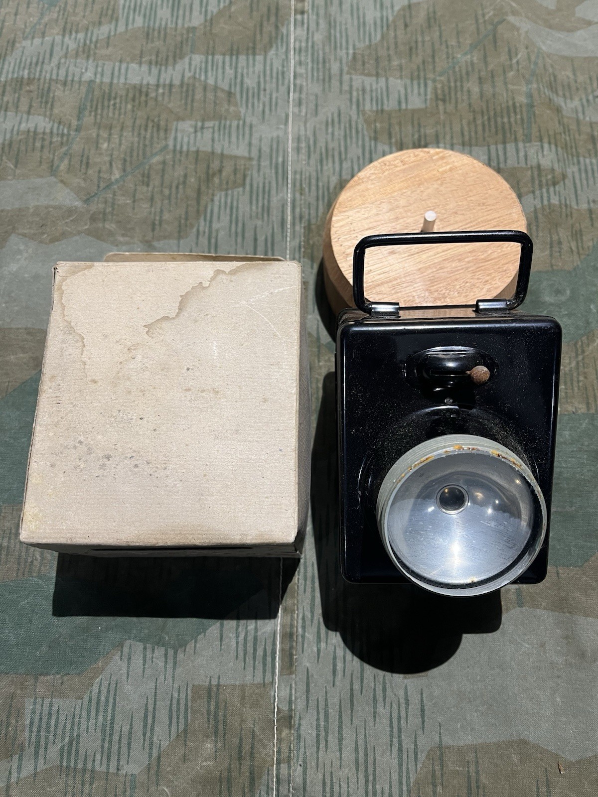 Original WW2 German Uniform Belt / Handheld Flashlight Signal Lamp w/ Box NOS
