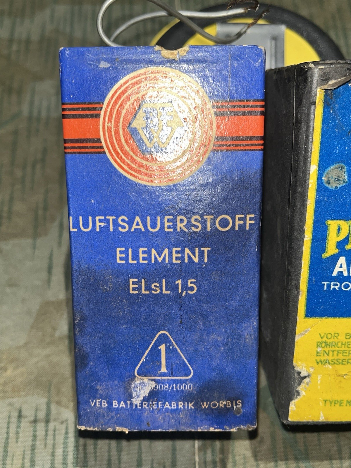 WW2 German Style FF33 Field Telephone / Uniform Flashlight Battery (Post WW2) - Image 6