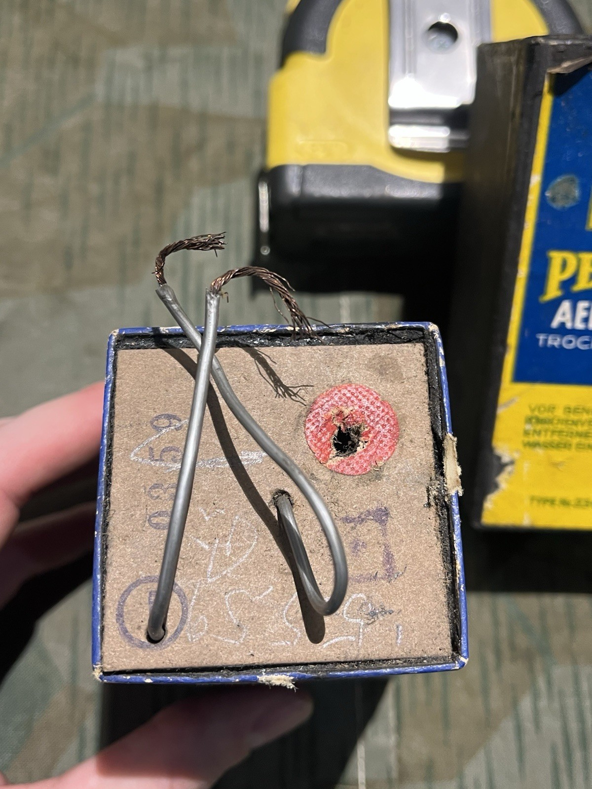 WW2 German Style FF33 Field Telephone / Uniform Flashlight Battery (Post WW2) - Image 10