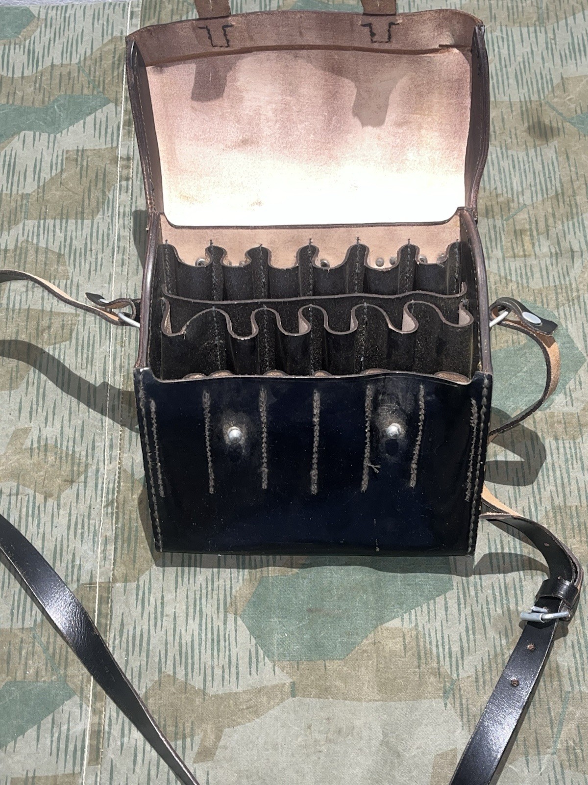 Post WW2 German Signal Leather Flare Pouch 26.5mm w/ Shoulder Straps