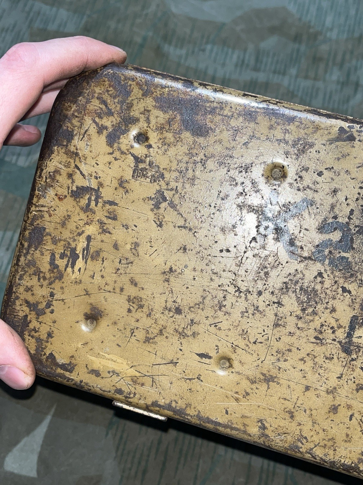 Original WW2 German Kart L.F.H. 18 Howitzer Munitions Container Ordnance Tan Painted Dunkelgelb - Image 2