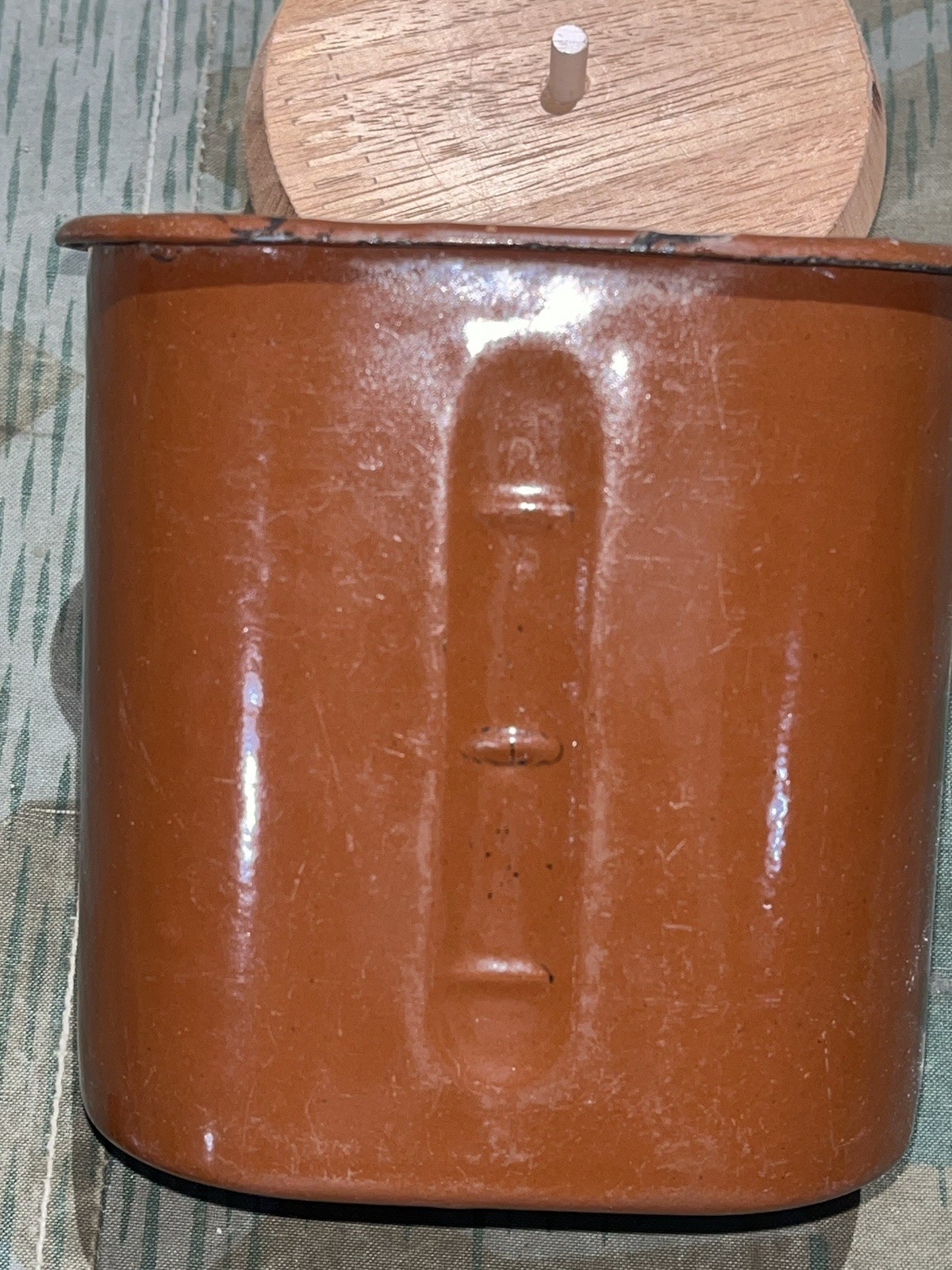 Original WW2 German Fuerhand Enamel Fuel Tin for Kubelwagen - Image 11