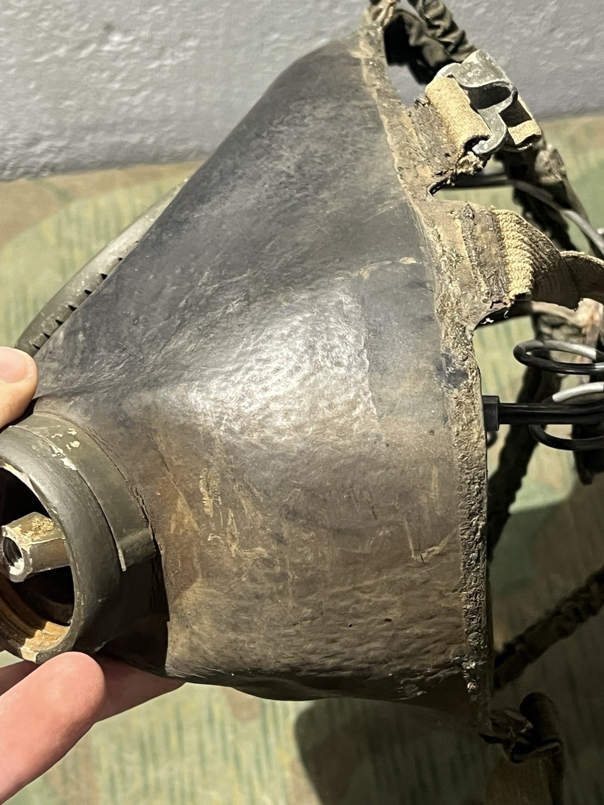 Original WW2 German Luftwaffe Bomber Pilot Oxygen Mask Marked BYD 1942 Draeger - Image 16