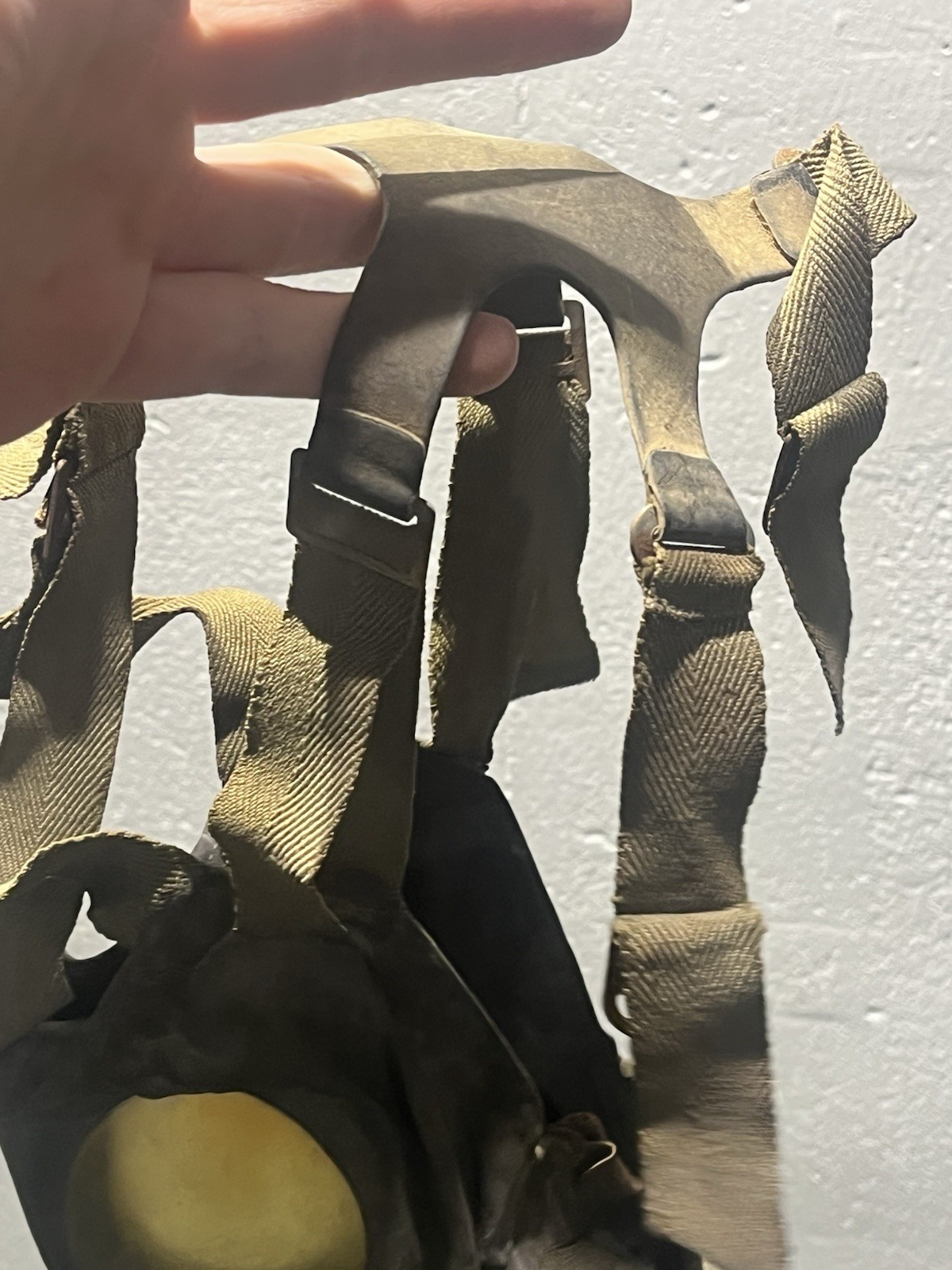 Original WW2 German VM44 Luftschutz Civil Gas Mask and Filter Late War - Image 10