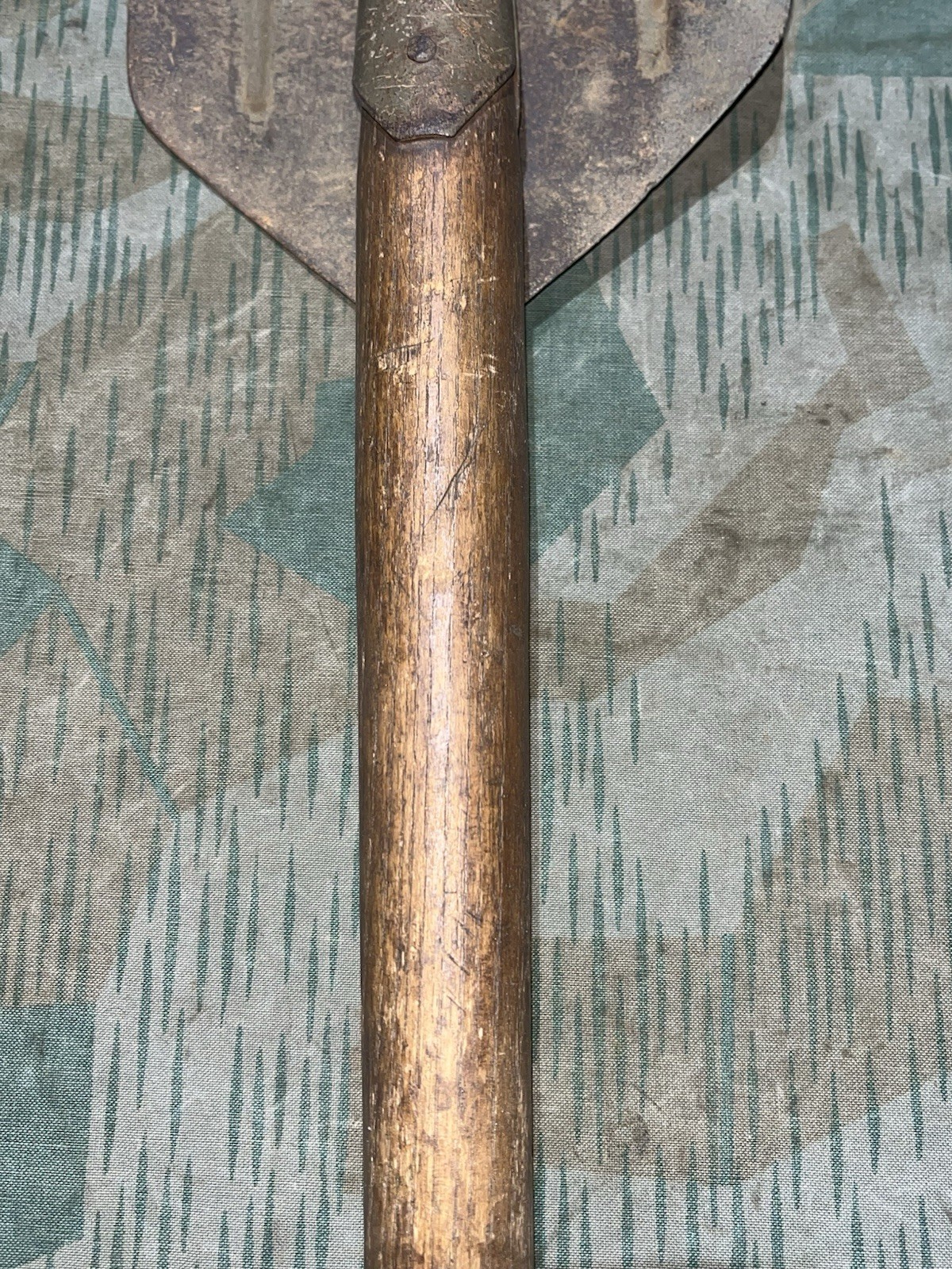 Original WW2 German Uniform Folding Shovel / Entrenching Tool - Image 3