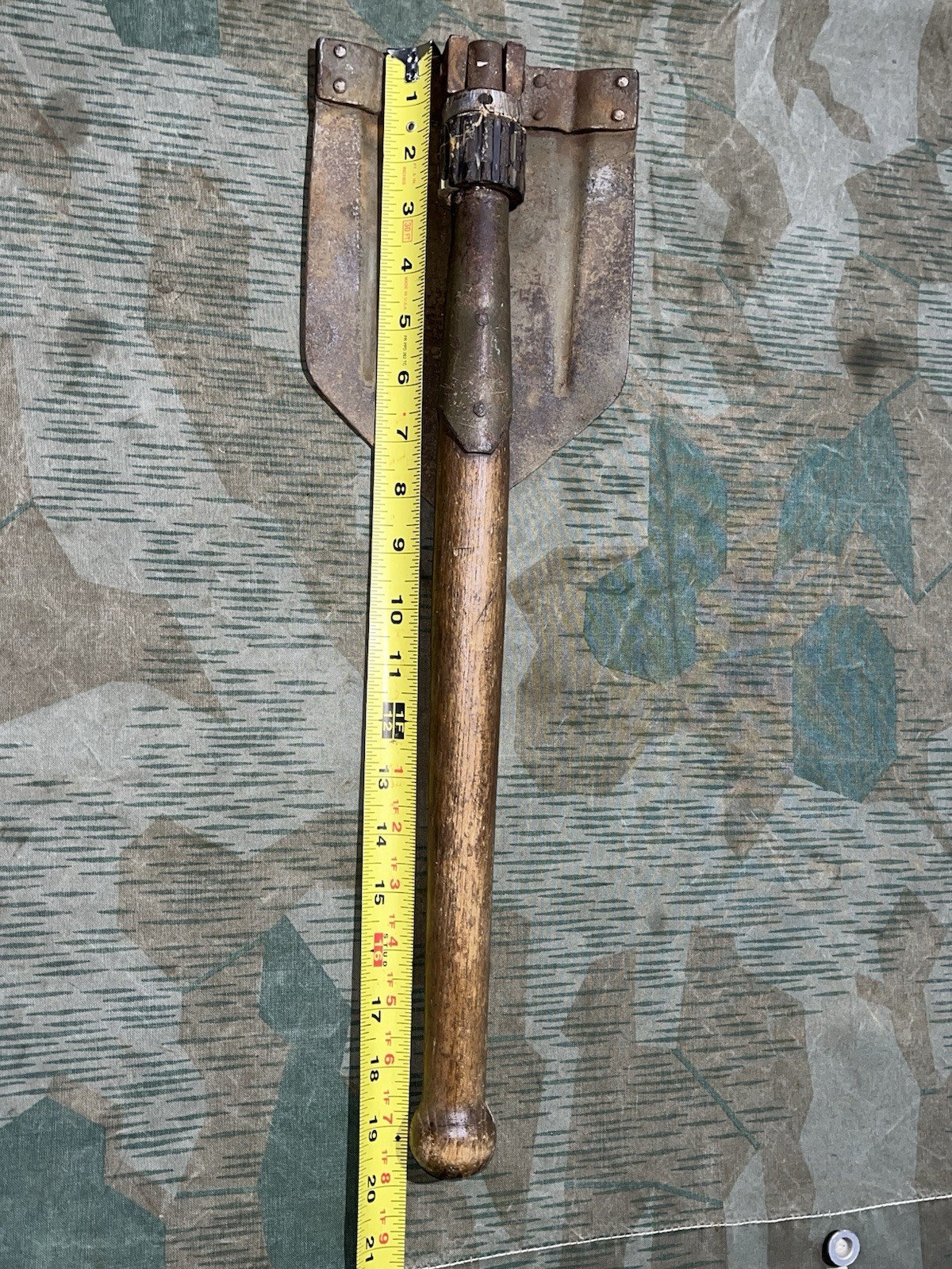 Original WW2 German Uniform Folding Shovel / Entrenching Tool - Image 18