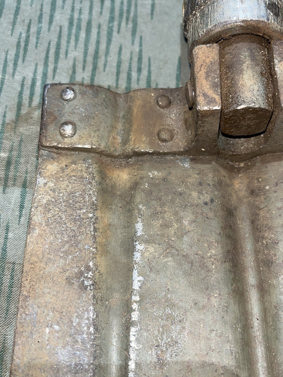 Original WW2 German Uniform Folding Shovel / Entrenching Tool - Image 22