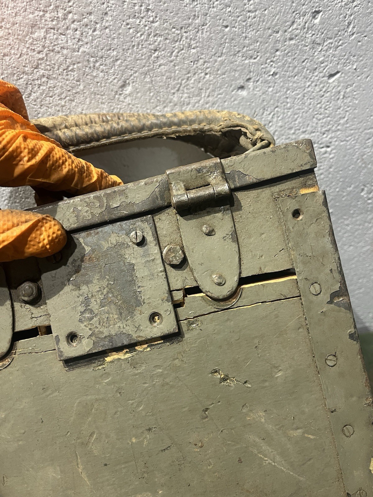 Original WW2 German / 2x Italian Breda M37 Ammo Cans Boxes Crates w/ Feed Trays - Image 20