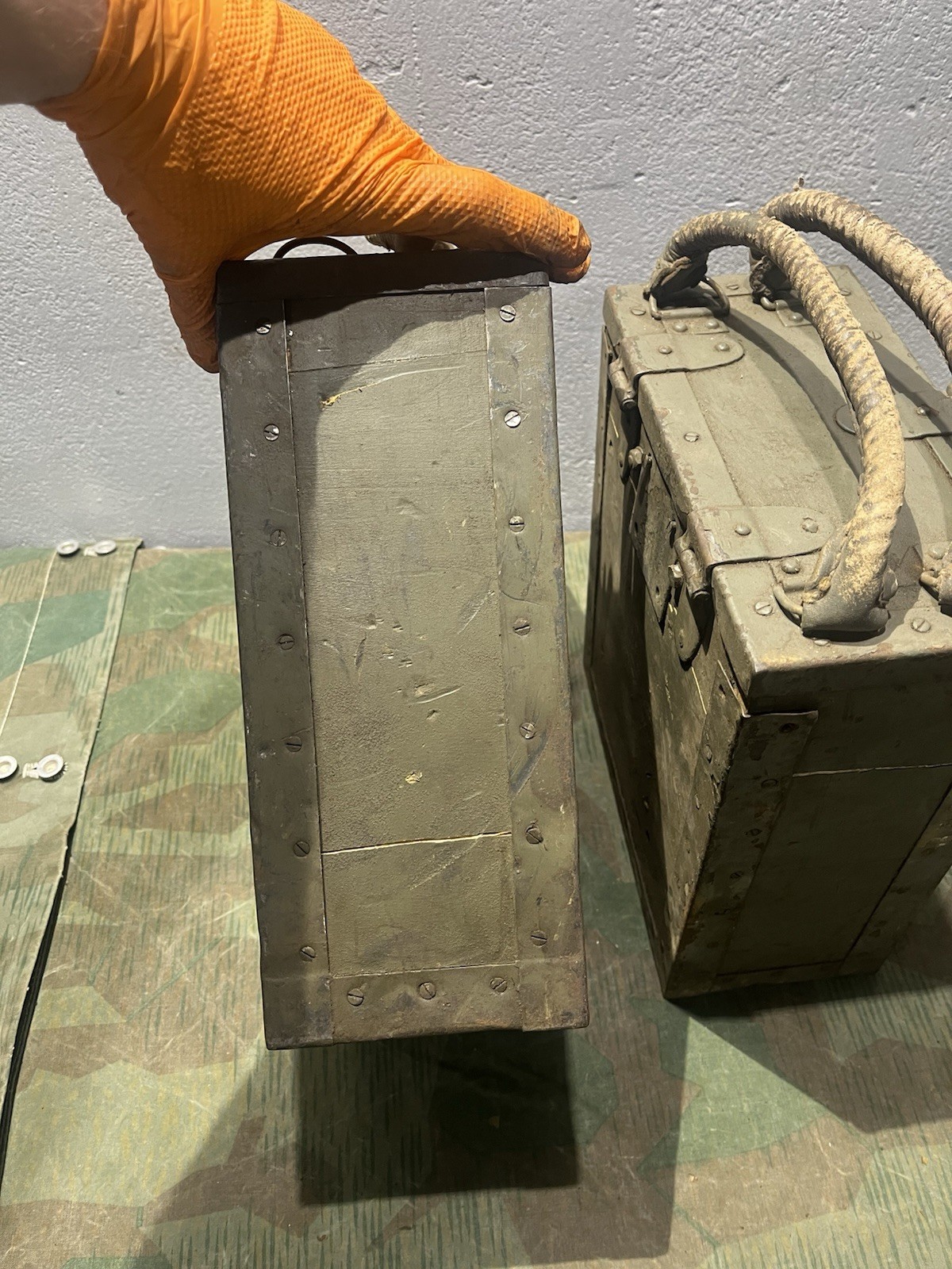 Original WW2 German / 2x Italian Breda M37 Ammo Cans Boxes Crates w/ Feed Trays - Image 23