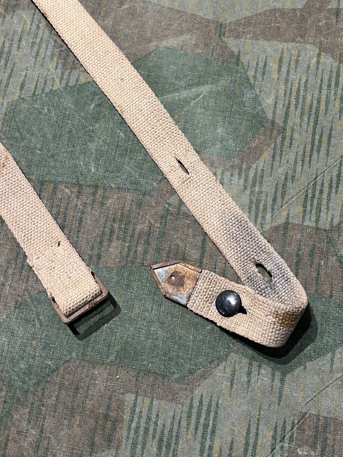 Original WW2 German GM30 / GM38 Gas Mask Canister's (Shoulder Straps ONLY) - Image 3