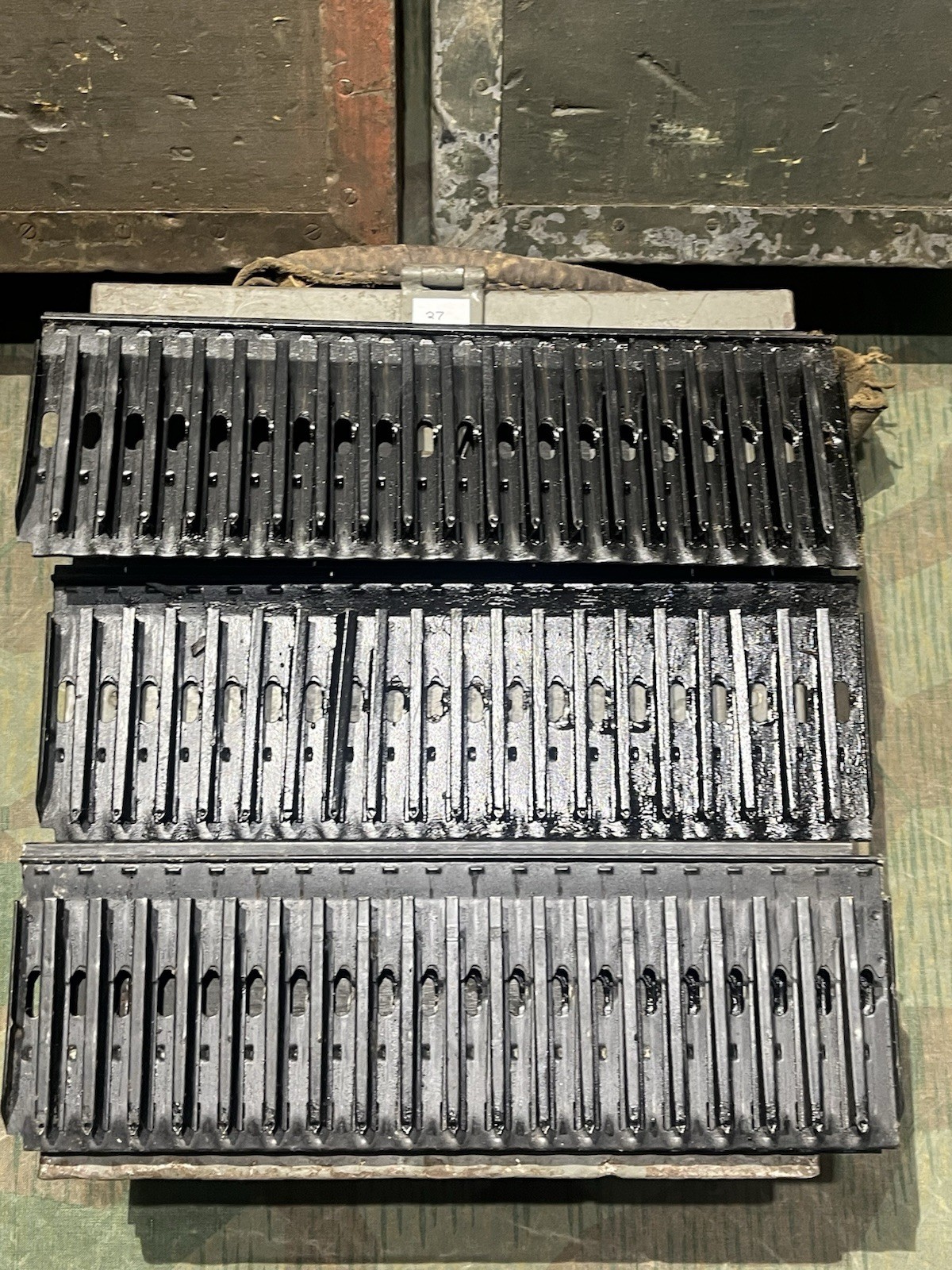 Original WW2 German / 3x Italian Breda M37 Ammo Cans Boxes Crates w/ Feed Trays - Image 2