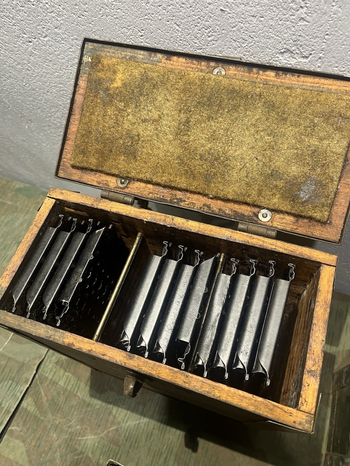 Original WW2 German / 3x Italian Breda M37 Ammo Cans Boxes Crates w/ Feed Trays - Image 20